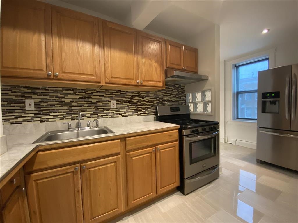 316 HOBOKEN AVE Unit: 3