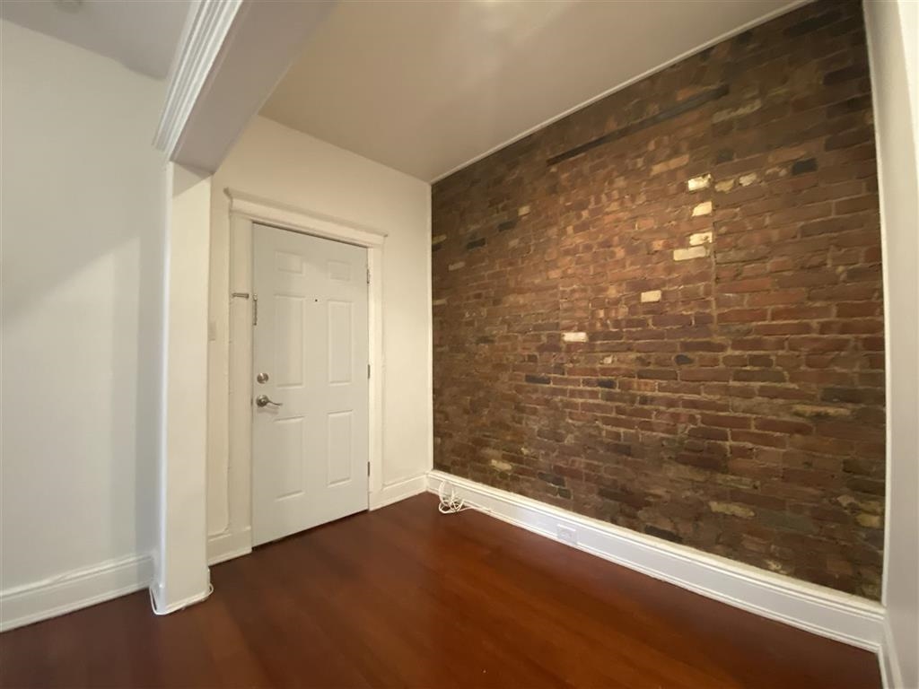 316 HOBOKEN AVE Unit: 3