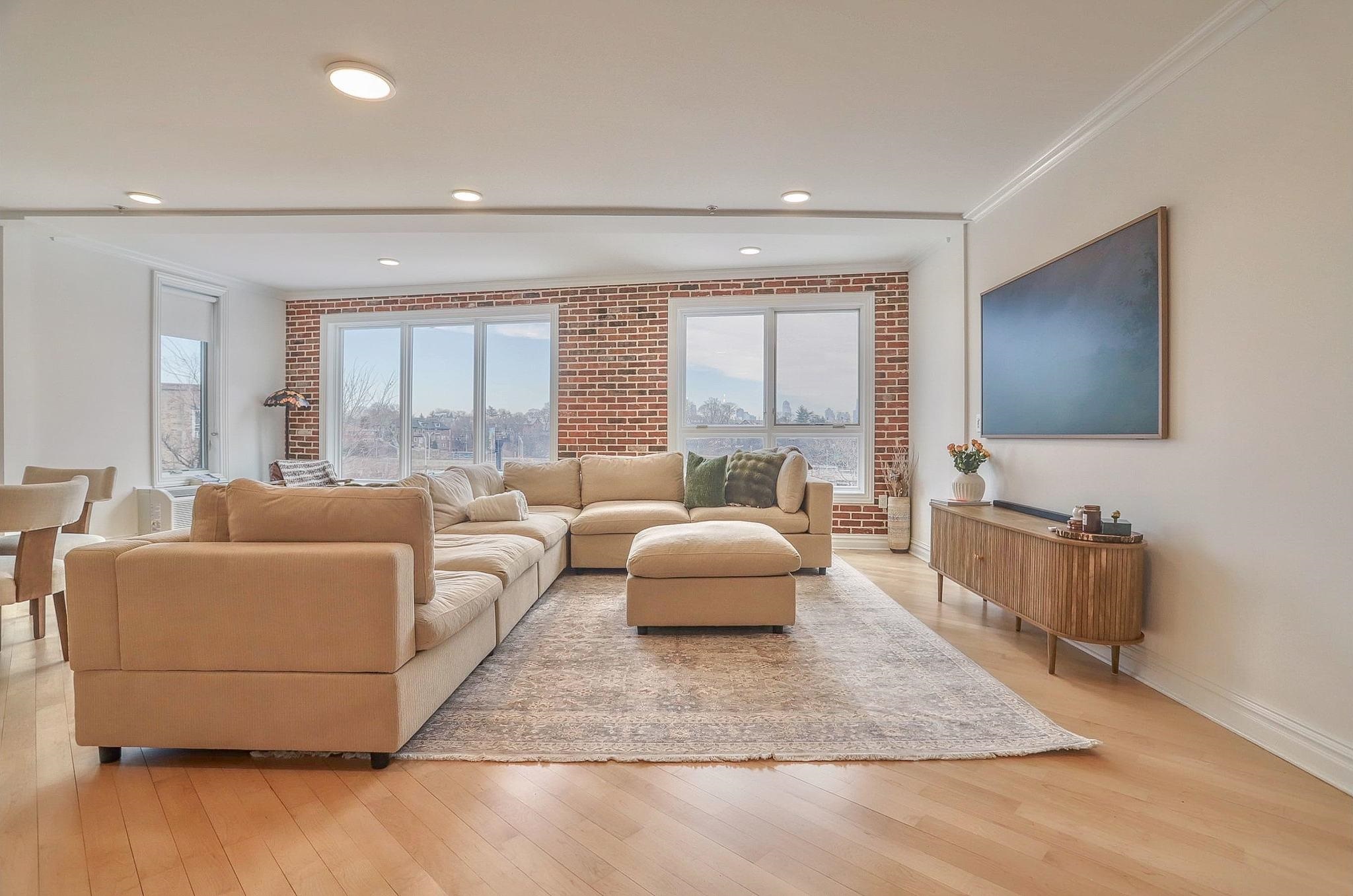 84 HACKENSACK PLANK RD Unit: 1