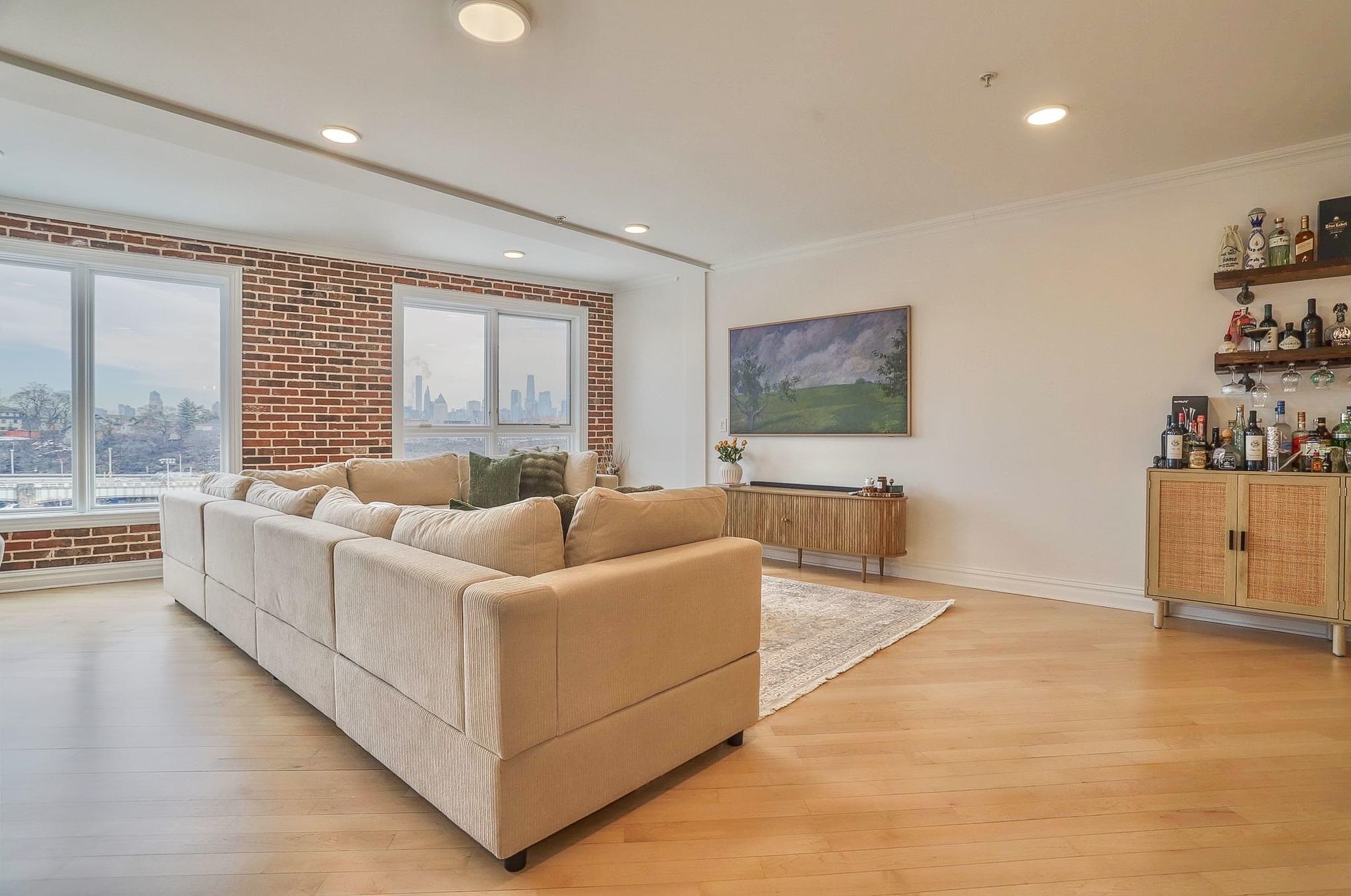 84 HACKENSACK PLANK RD Unit: 1