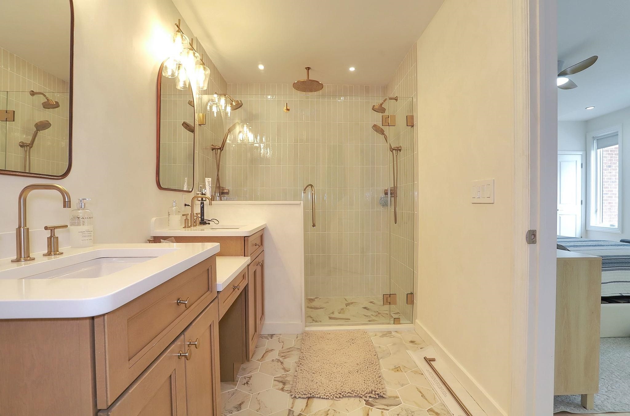 84 HACKENSACK PLANK RD Unit: 1