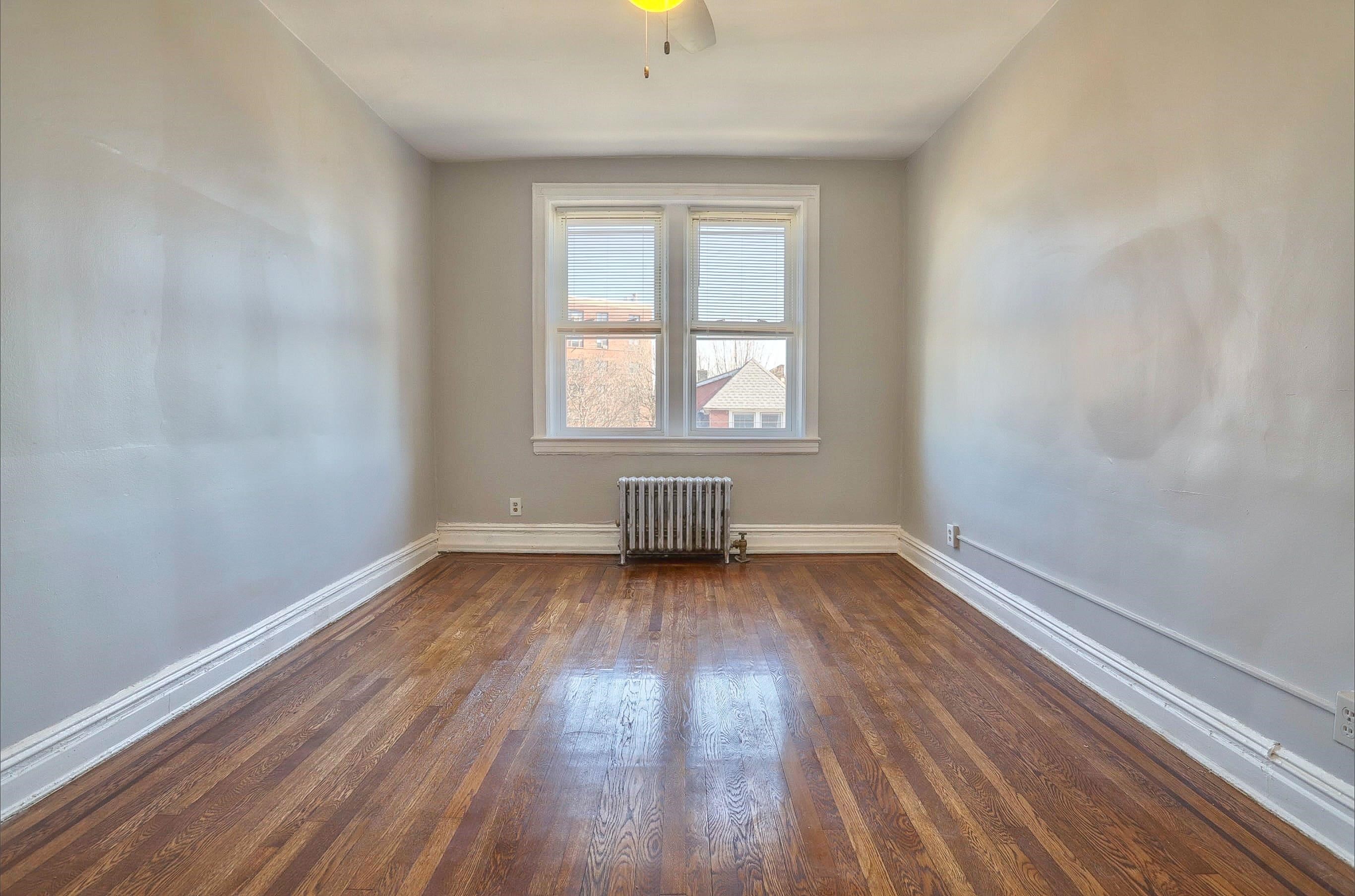 8717 1ST AVE Unit: C2