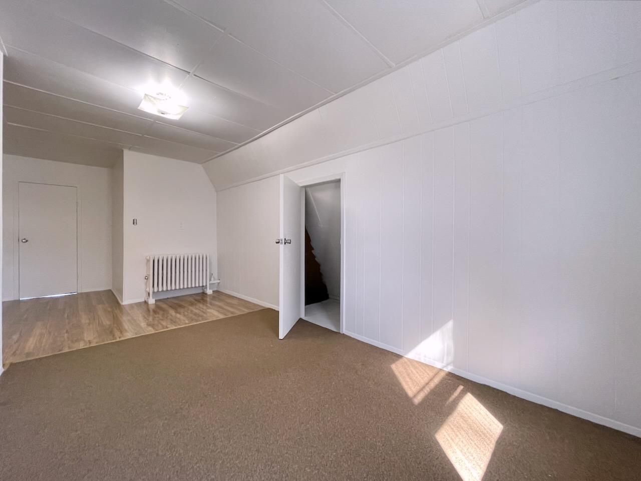 41 ZABRISKIE ST Unit: 3