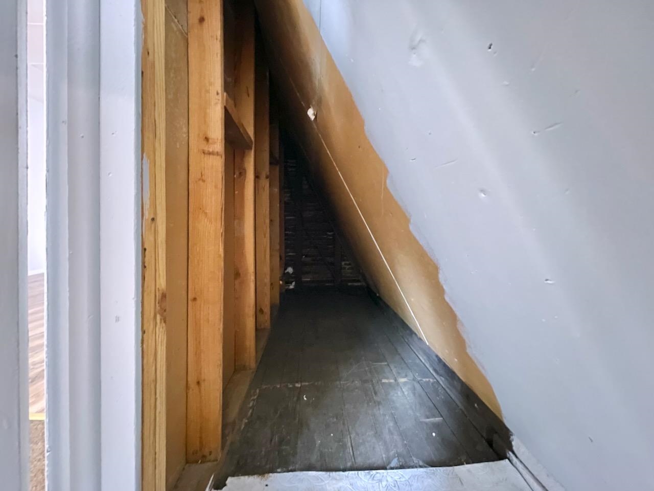 41 ZABRISKIE ST Unit: 3