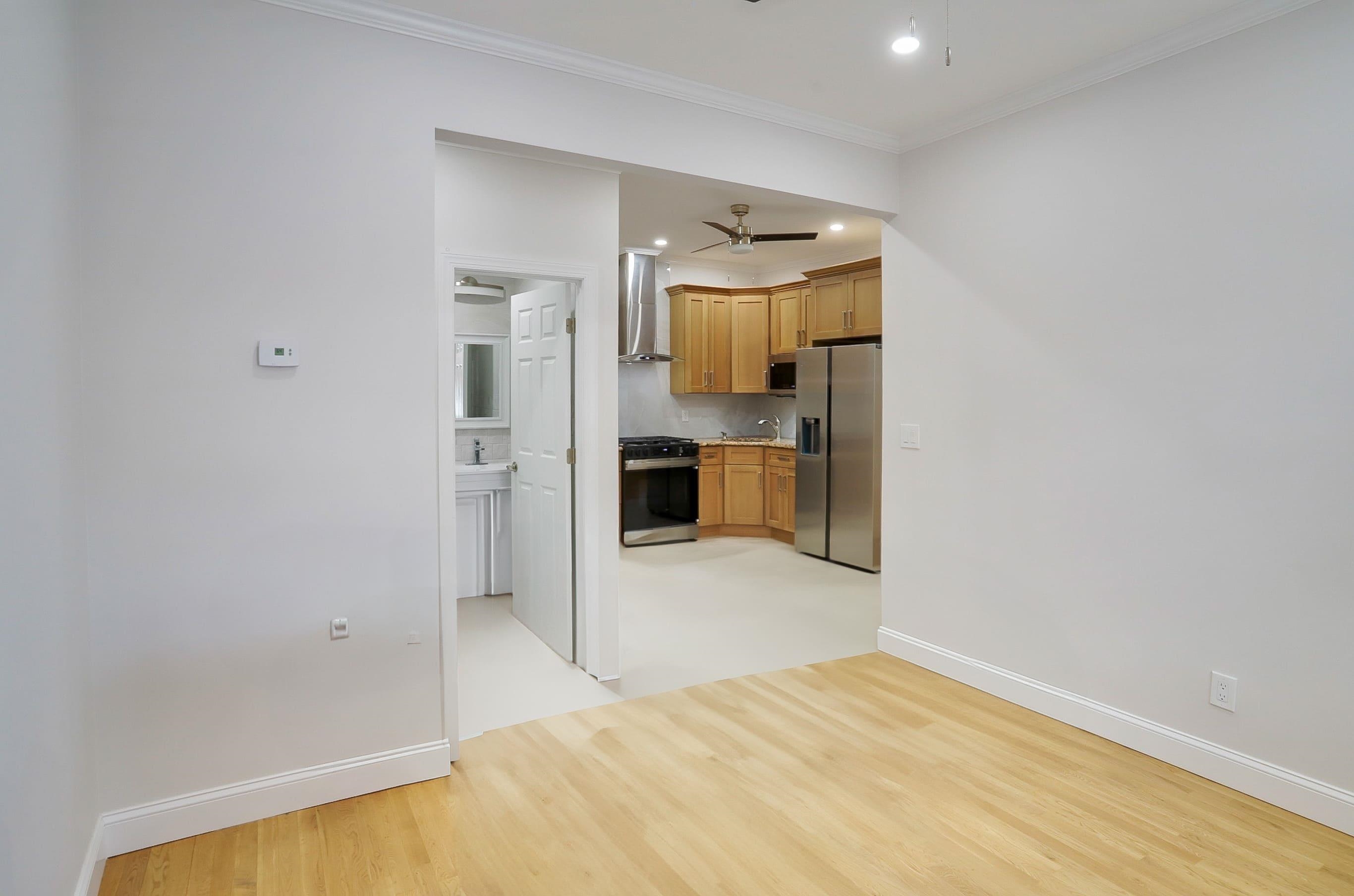 915 CENTRAL AVE Unit: 1