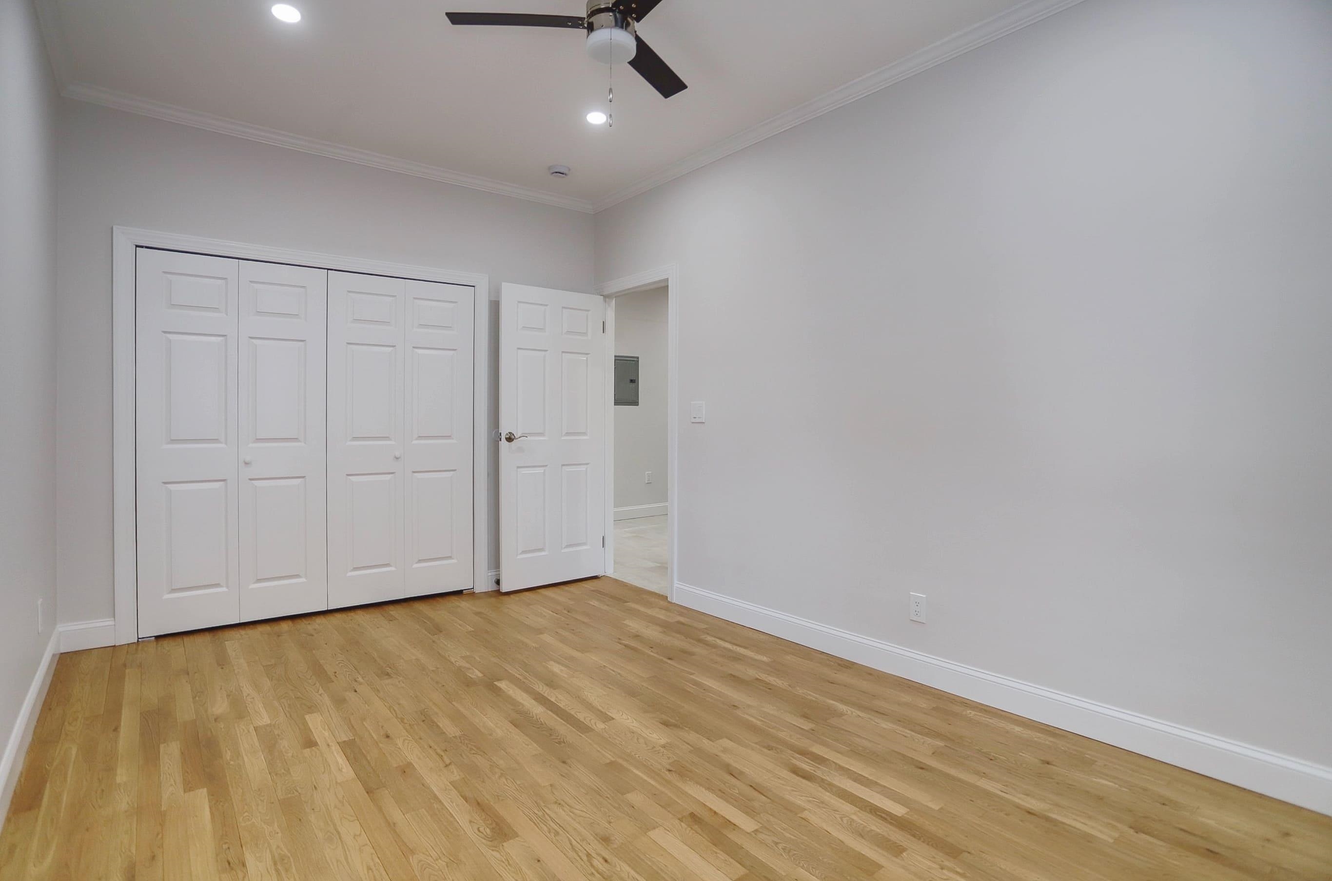 915 CENTRAL AVE Unit: 1