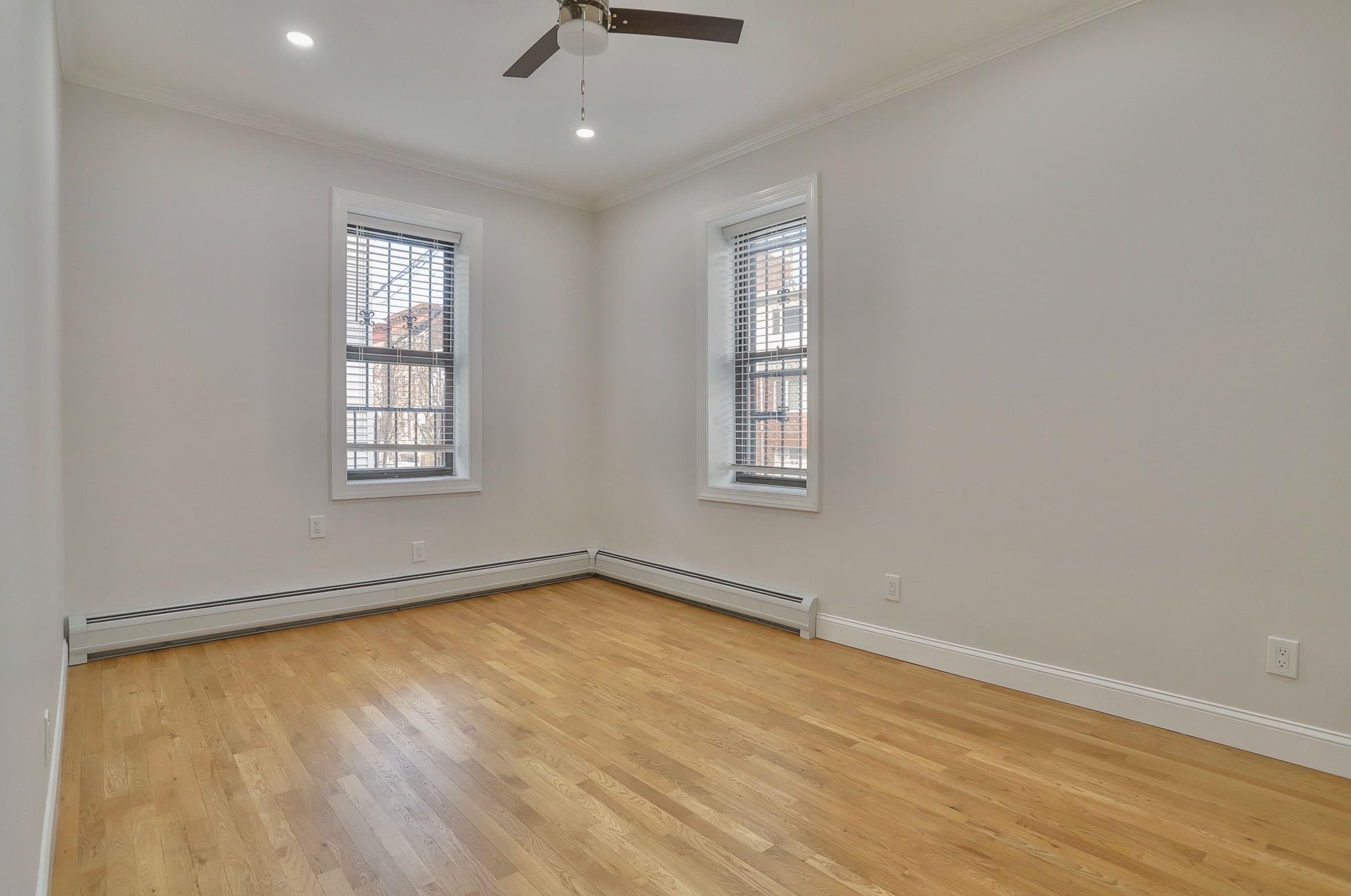 915 CENTRAL AVE Unit: 1