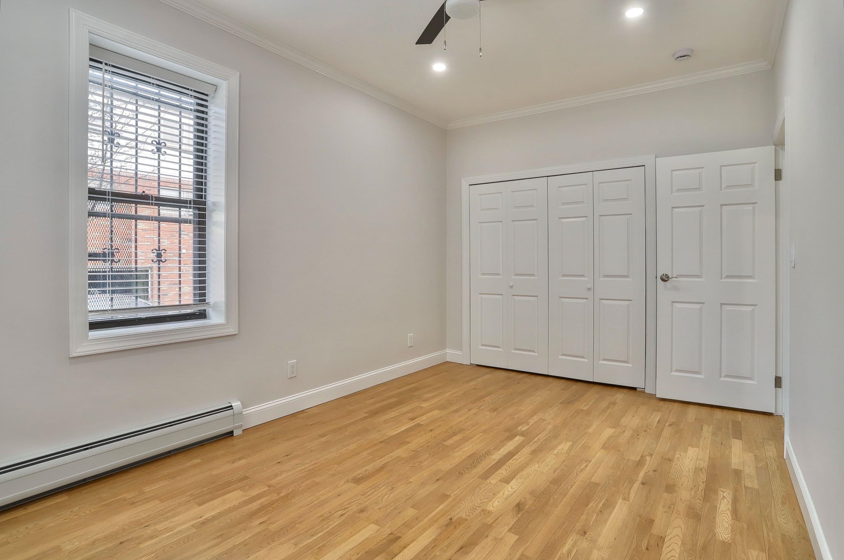 915 CENTRAL AVE Unit: 1