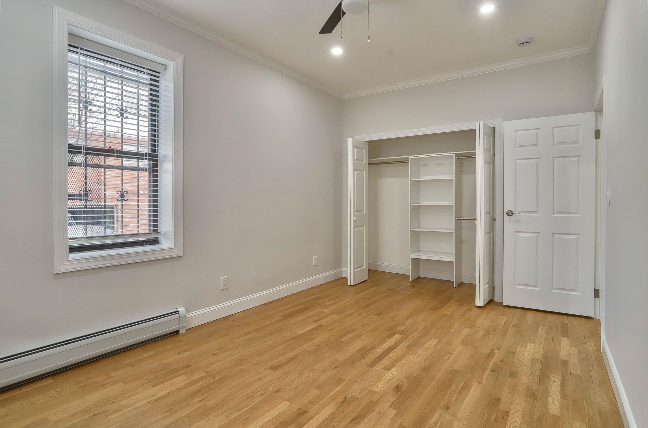 915 CENTRAL AVE Unit: 1