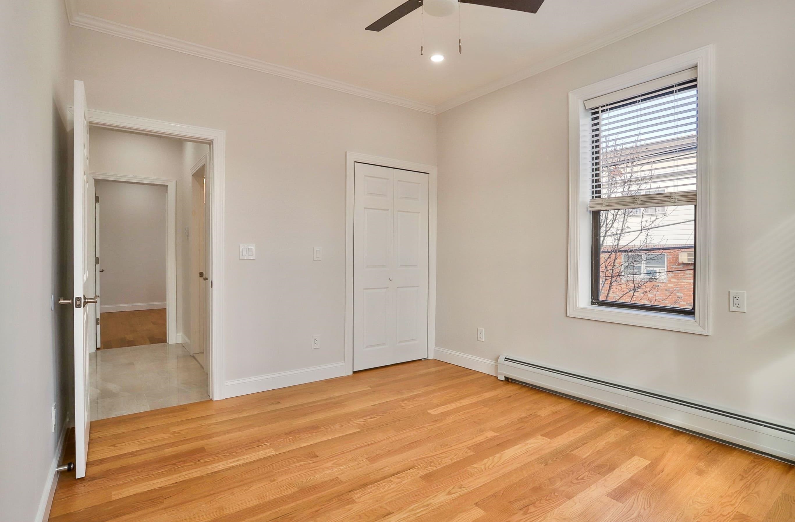 915 CENTRAL AVE Unit: 2