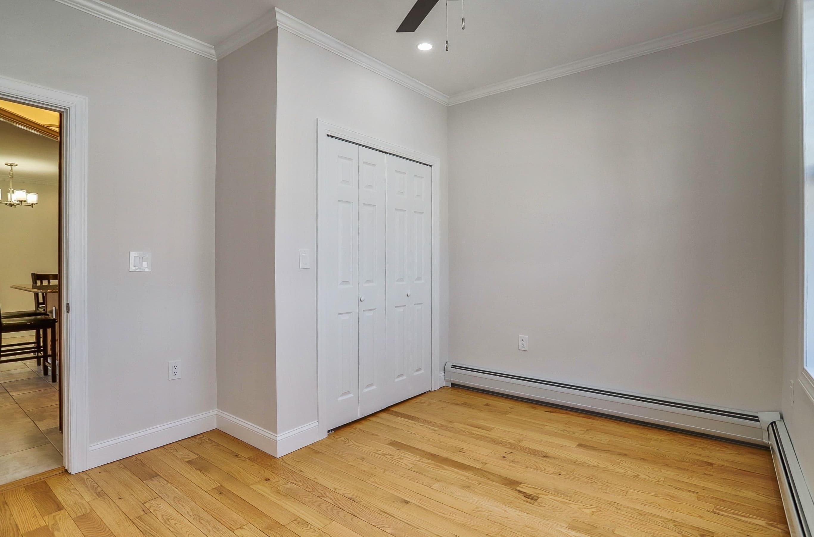 915 CENTRAL AVE Unit: 3