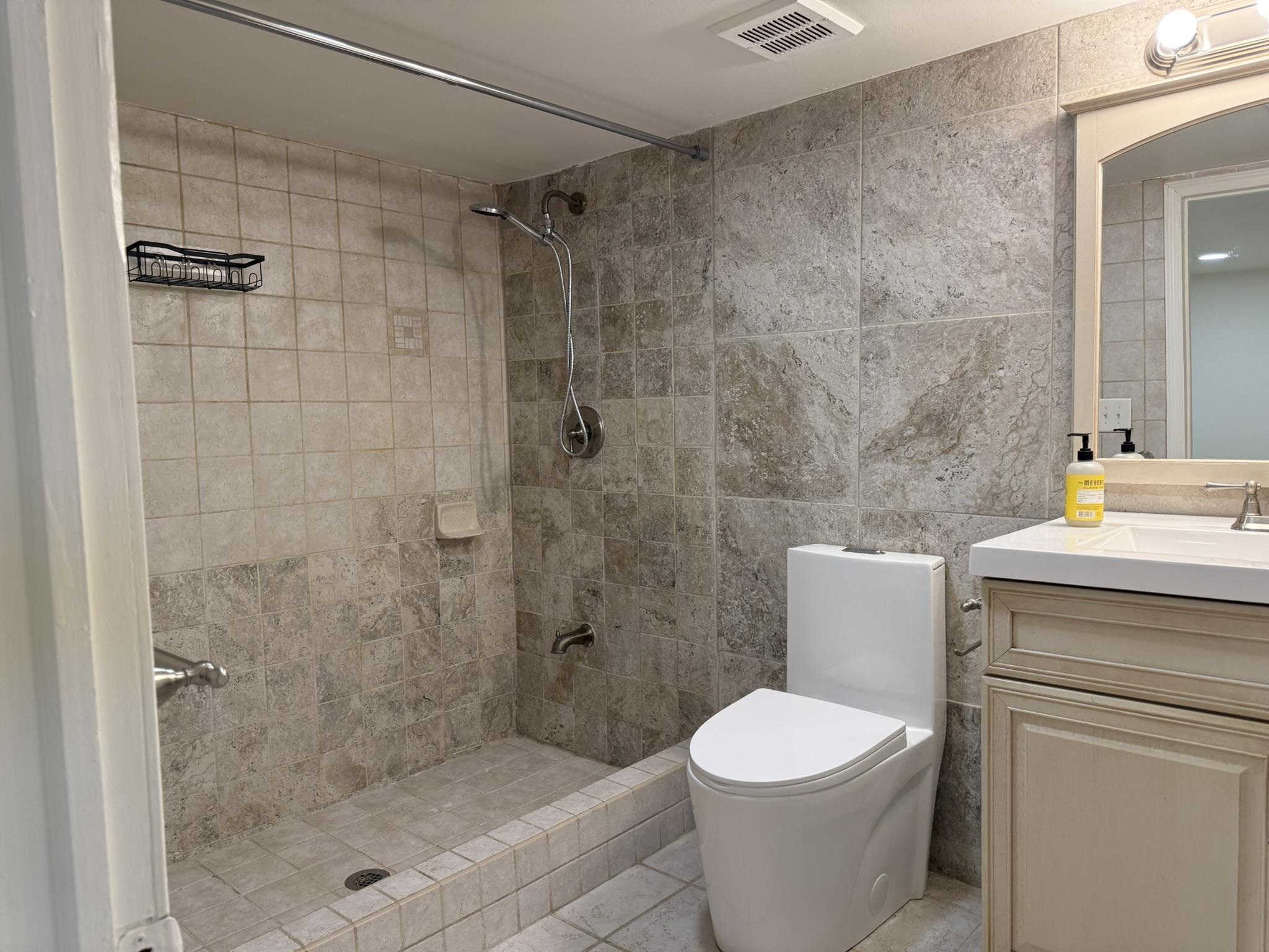 49 BELMONT AVE Unit: 1