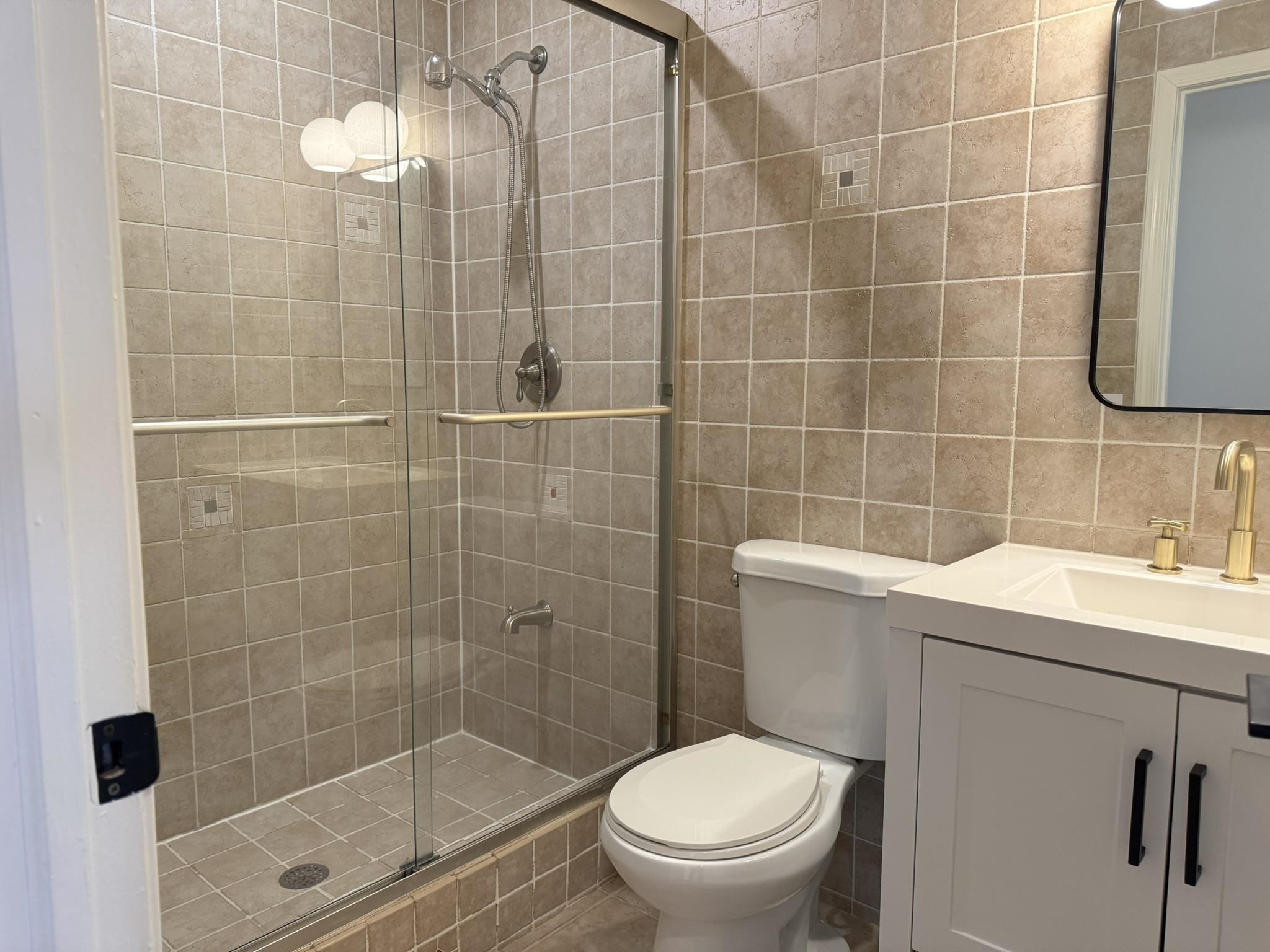 49 BELMONT AVE Unit: 1