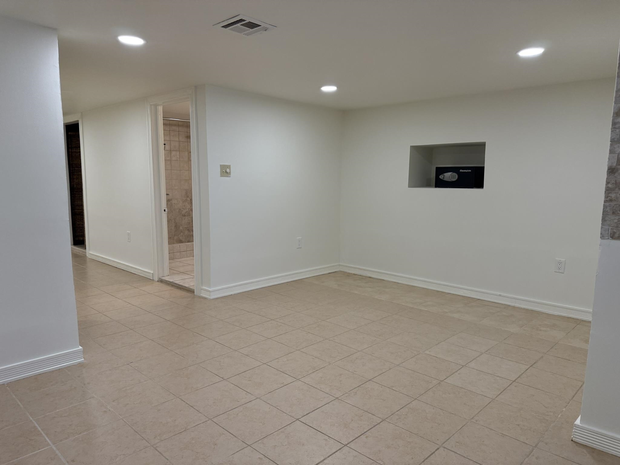 49 BELMONT AVE Unit: 1