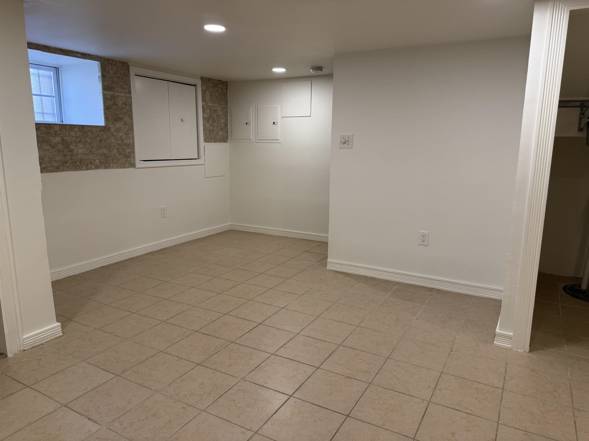 49 BELMONT AVE Unit: 1