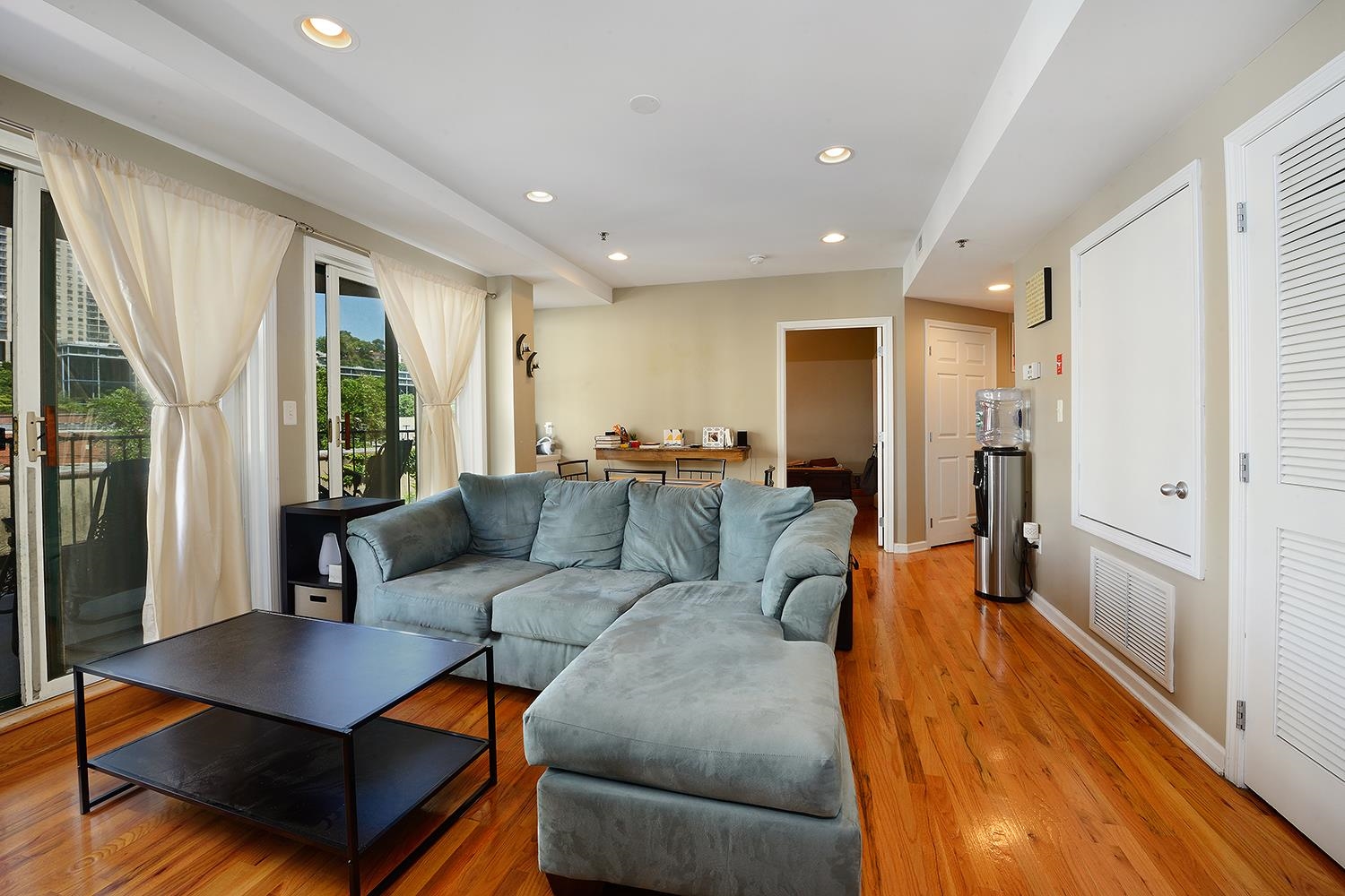 920 JEFFERSON ST Unit: 305