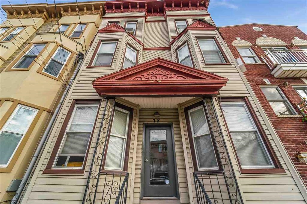 78 WEBSTER AVE Unit: 1L