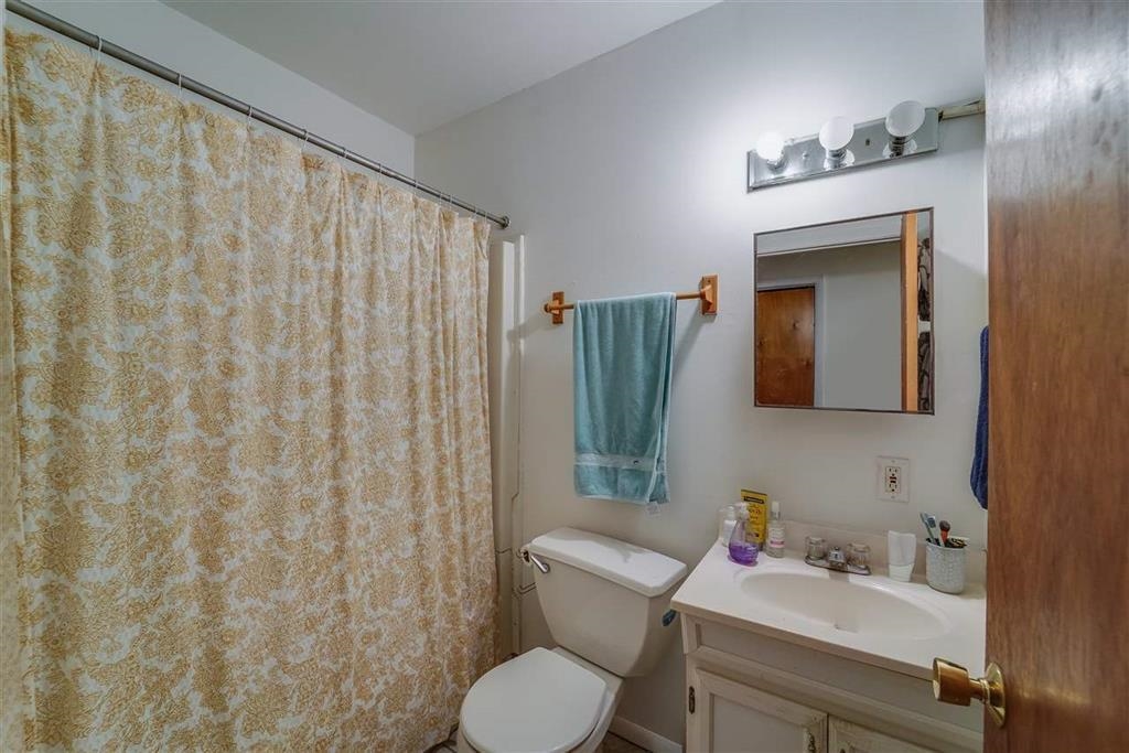 78 WEBSTER AVE Unit: 1L