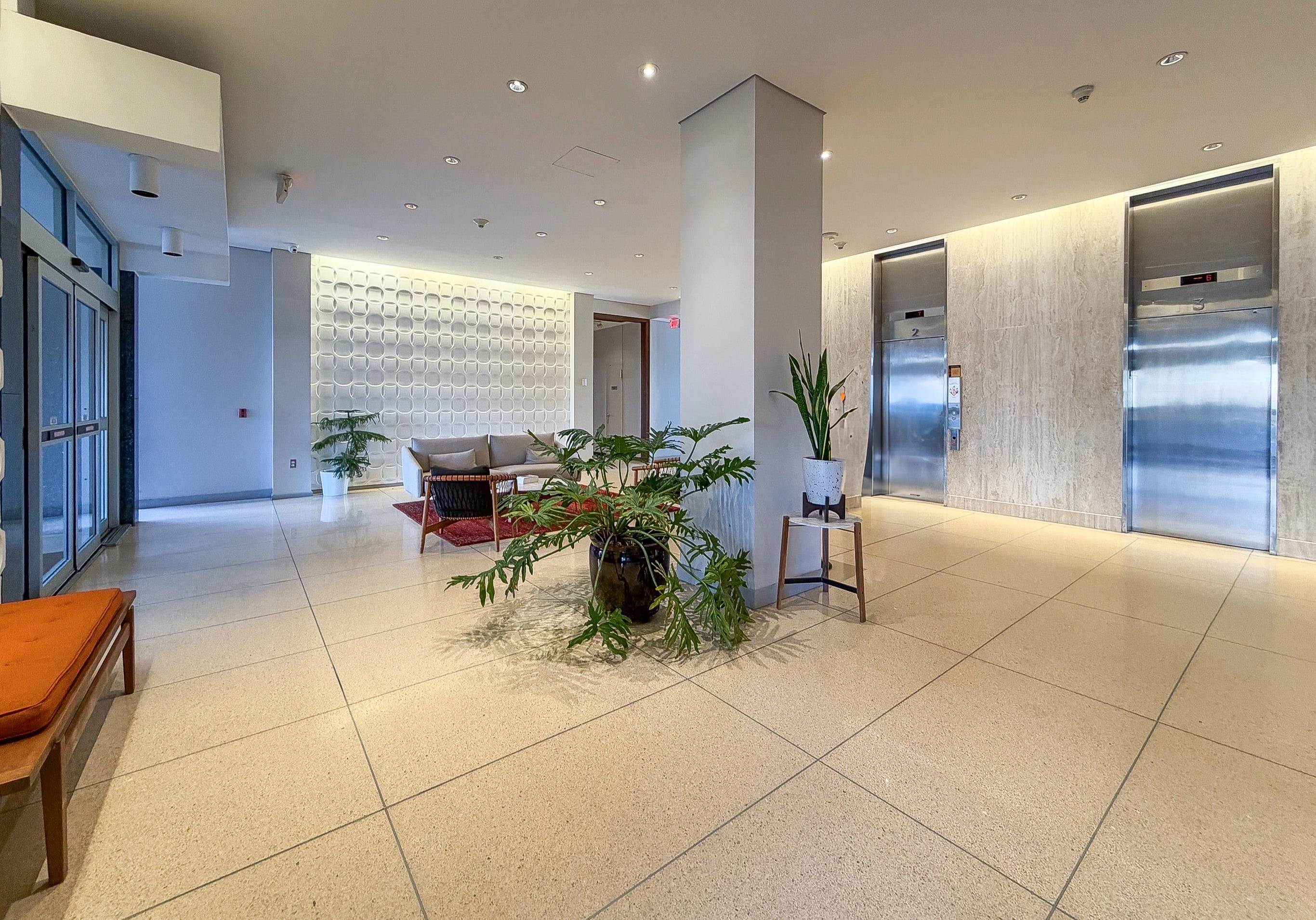 6050 BLVD EAST Unit: 10C