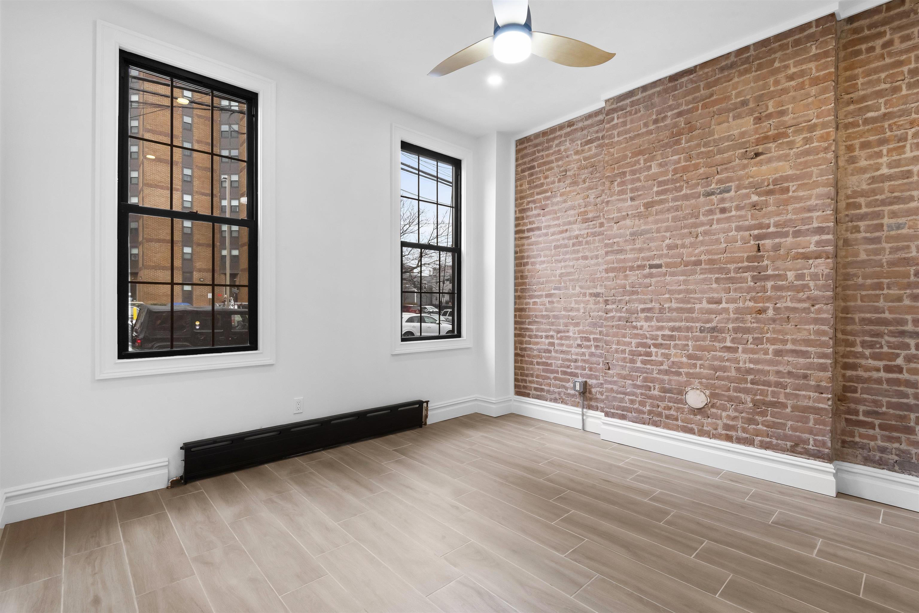 522 23RD ST Unit: 1
