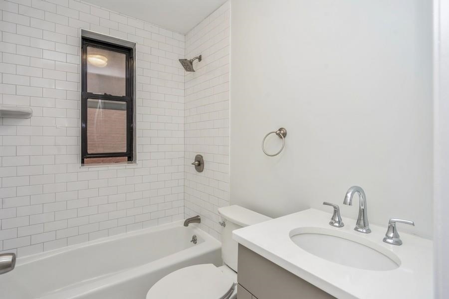 269 VARICK ST Unit: 3B