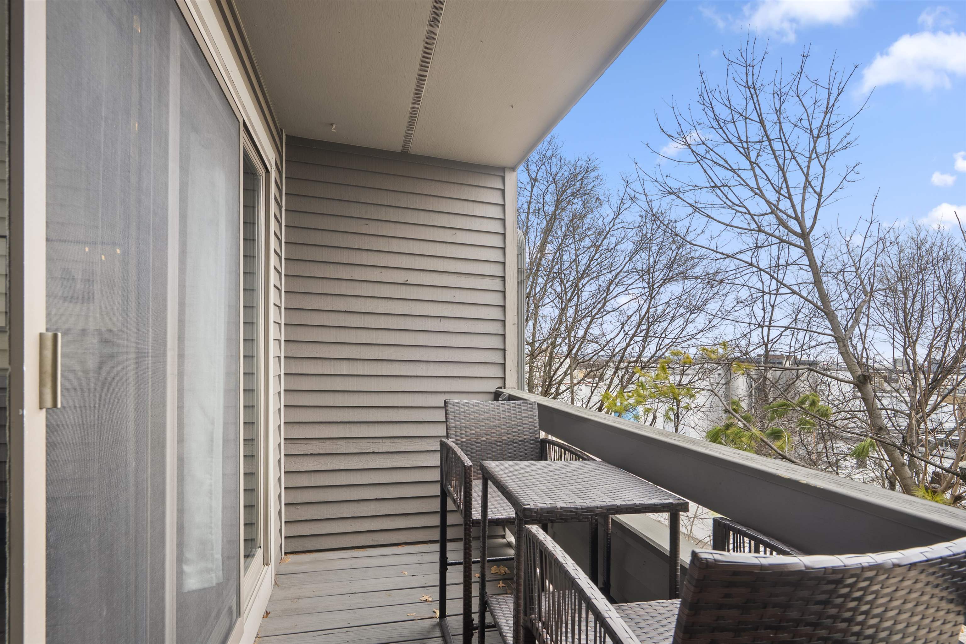 855 VALLEY BROOK AVE Unit: 2G