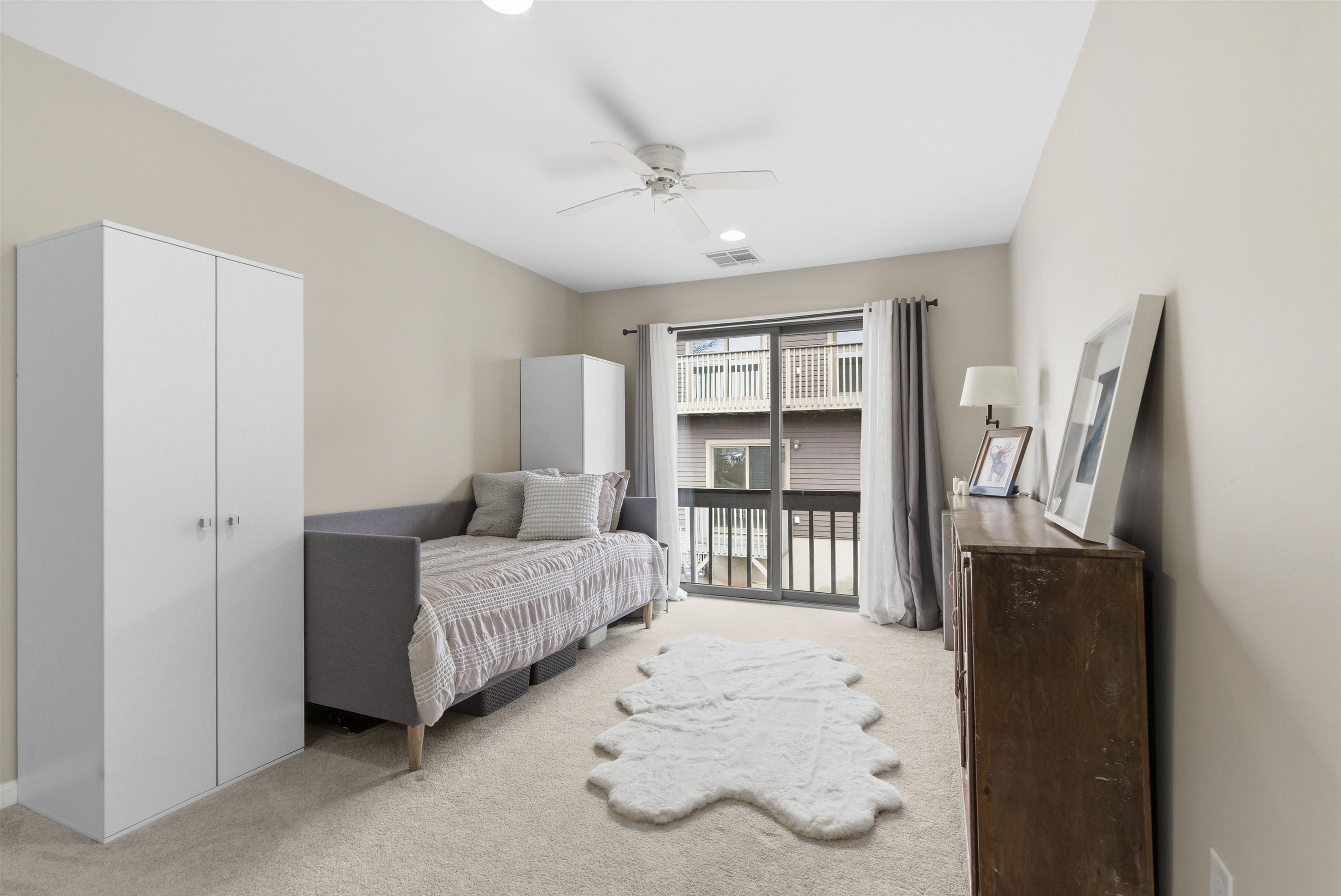 855 VALLEY BROOK AVE Unit: 2G