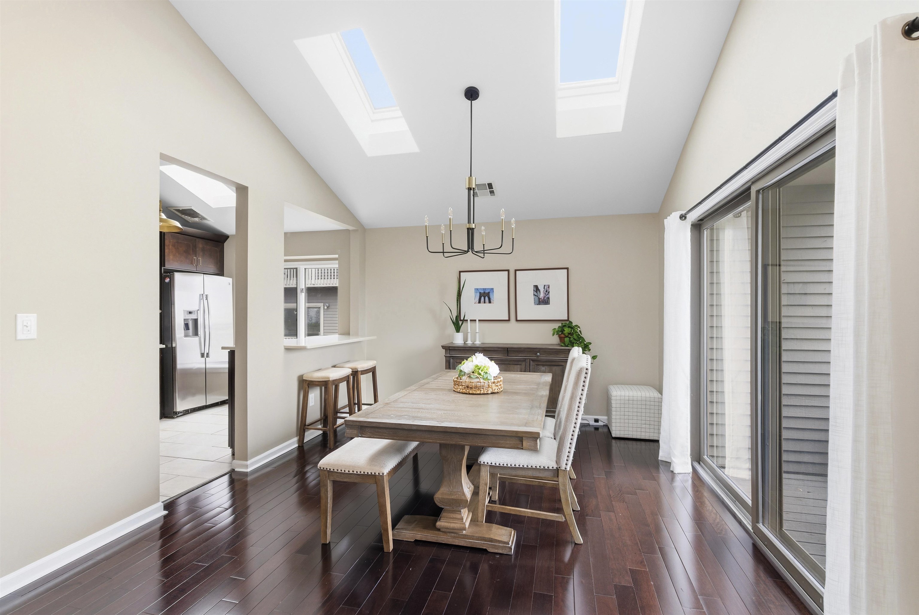 855 VALLEY BROOK AVE Unit: 2G