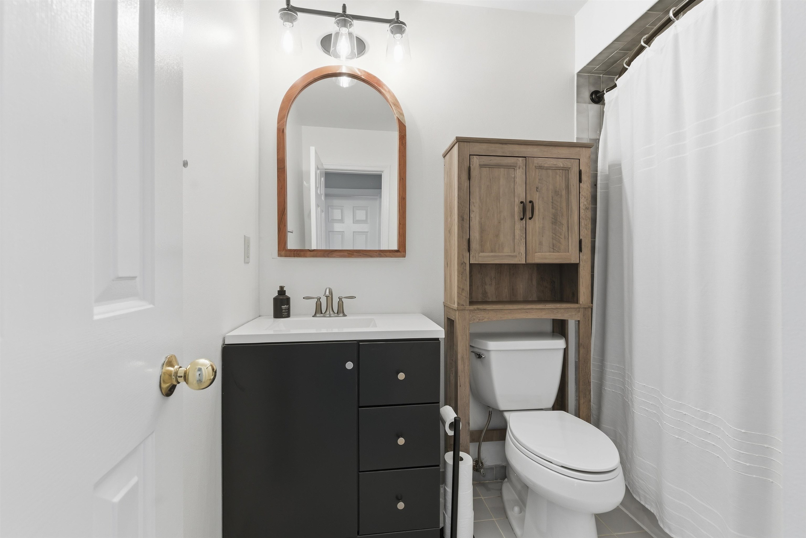 855 VALLEY BROOK AVE Unit: 2G