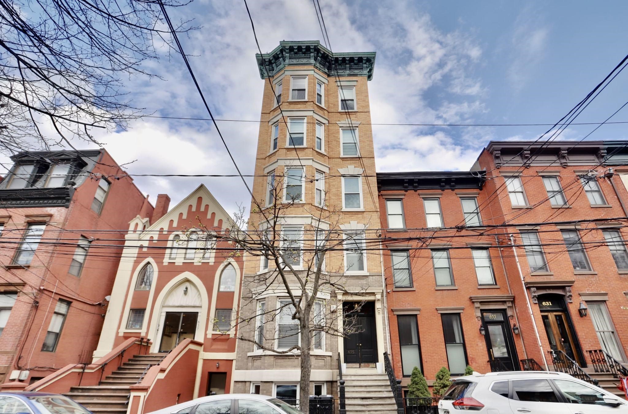 635 GARDEN ST Unit: 2