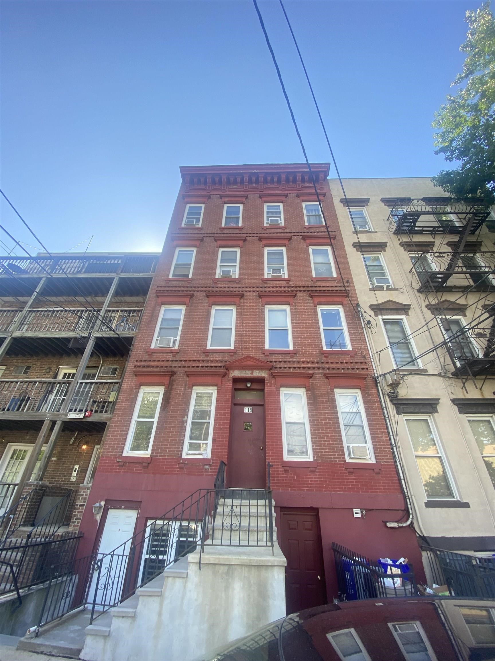 118 ADAMS ST Unit: 7