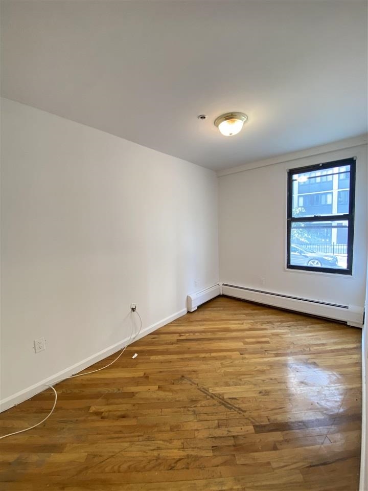 409 1ST ST Unit: A