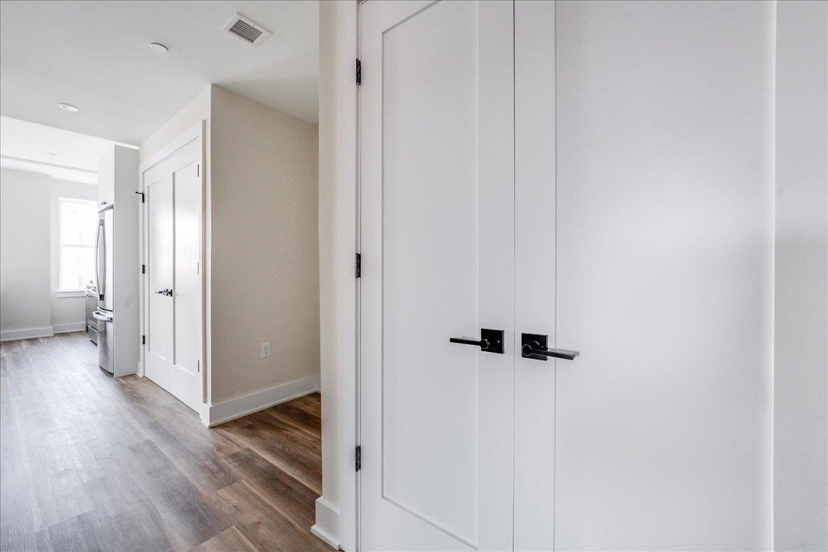 237 WASHINGTON ST Unit: 402