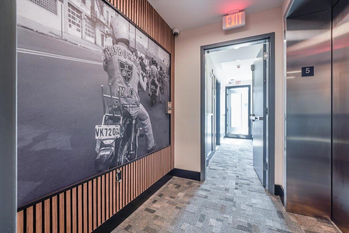 237 WASHINGTON ST Unit: 402