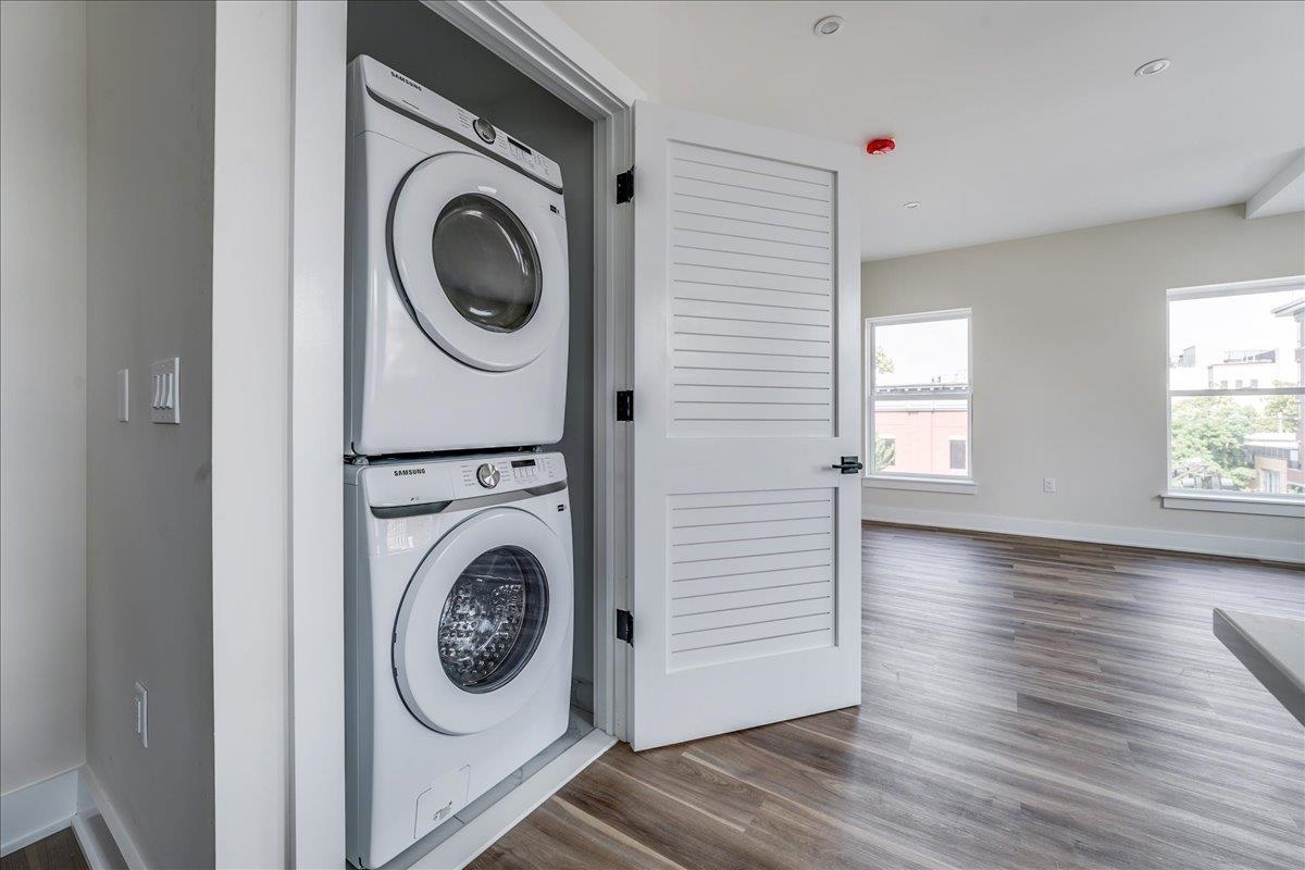 237 WASHINGTON ST Unit: 402