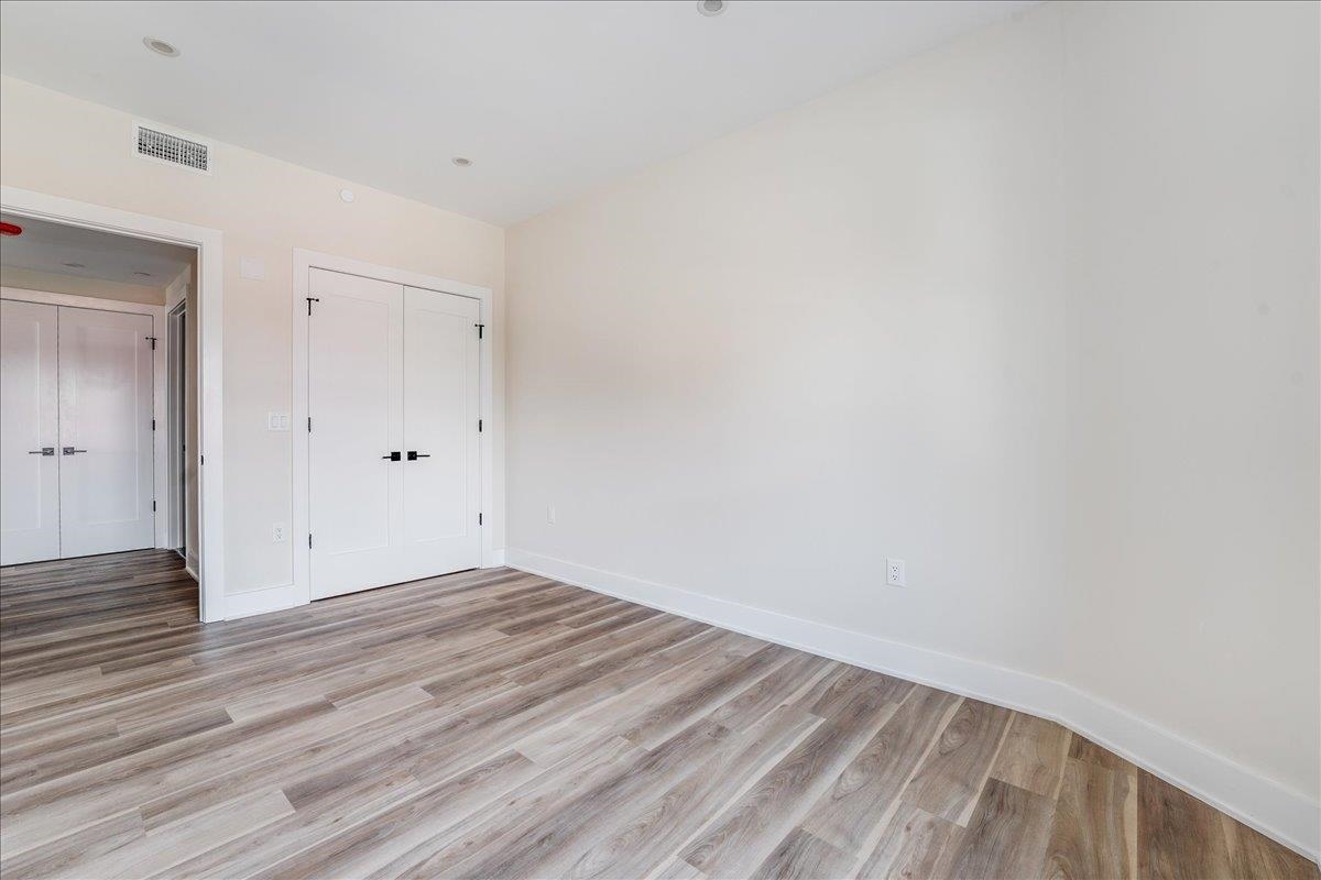 237 WASHINGTON ST Unit: 402