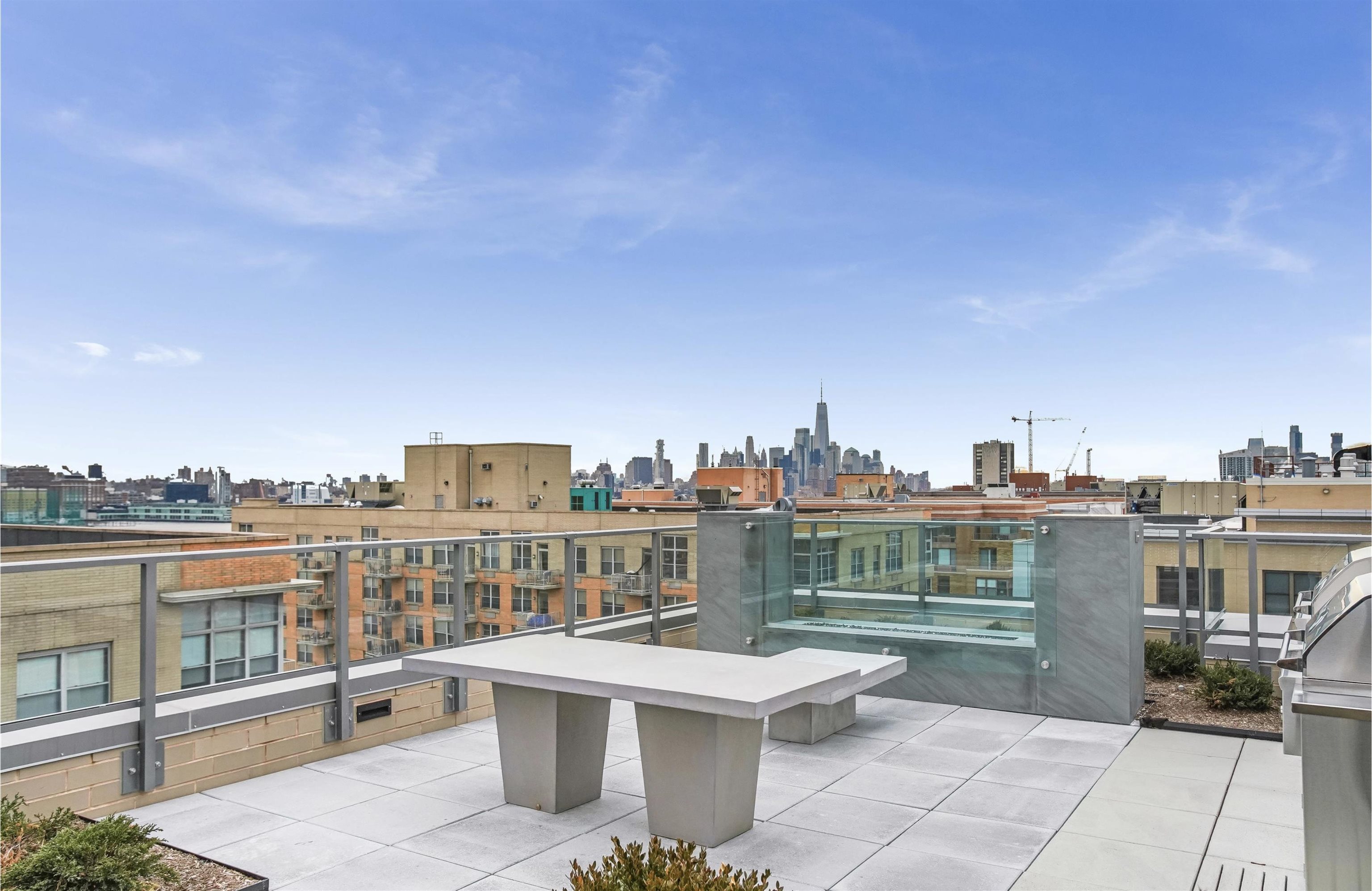 1425 HUDSON ST Unit: 10H