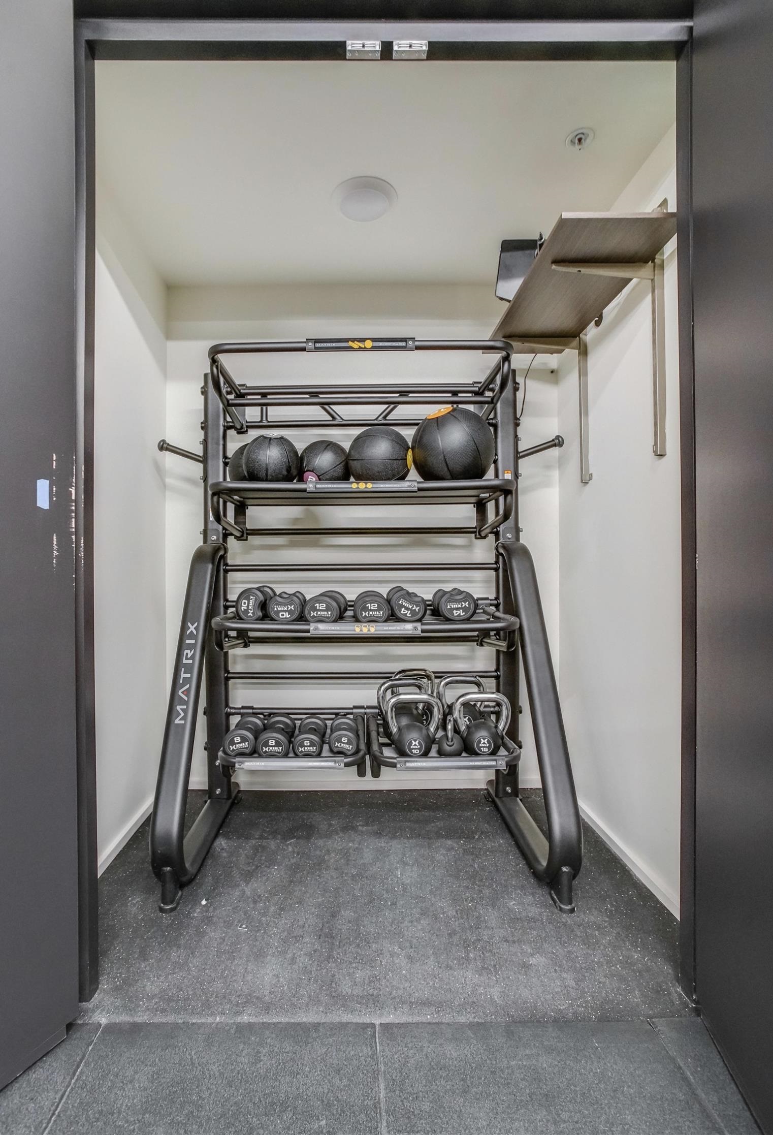 1425 HUDSON ST Unit: 10H