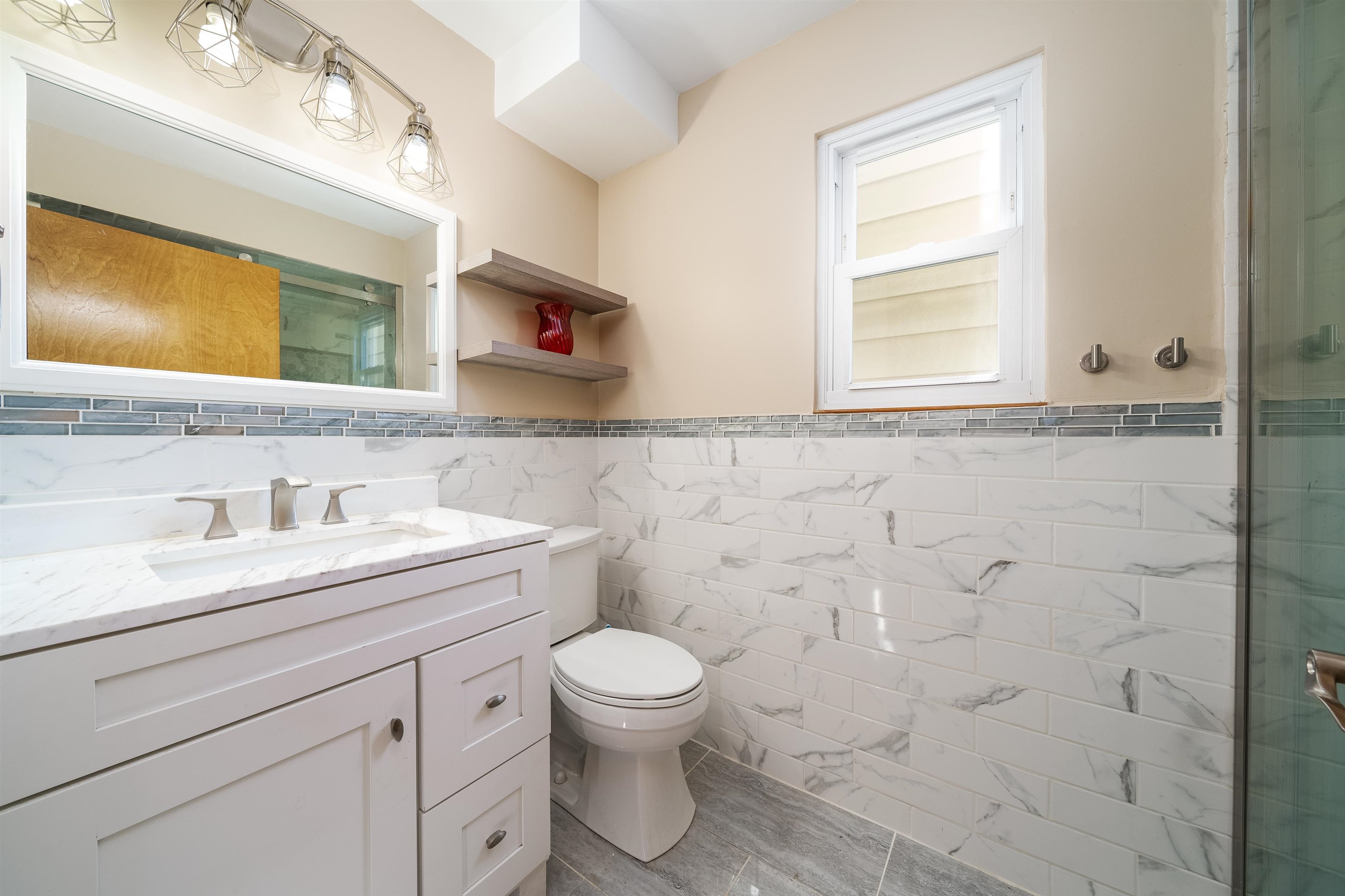 149 HOBART AVENUE Unit: 1