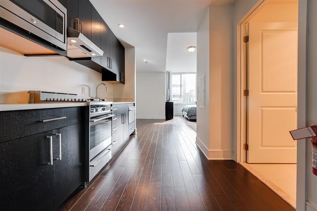 1100 MAXWELL LANE Unit: 624