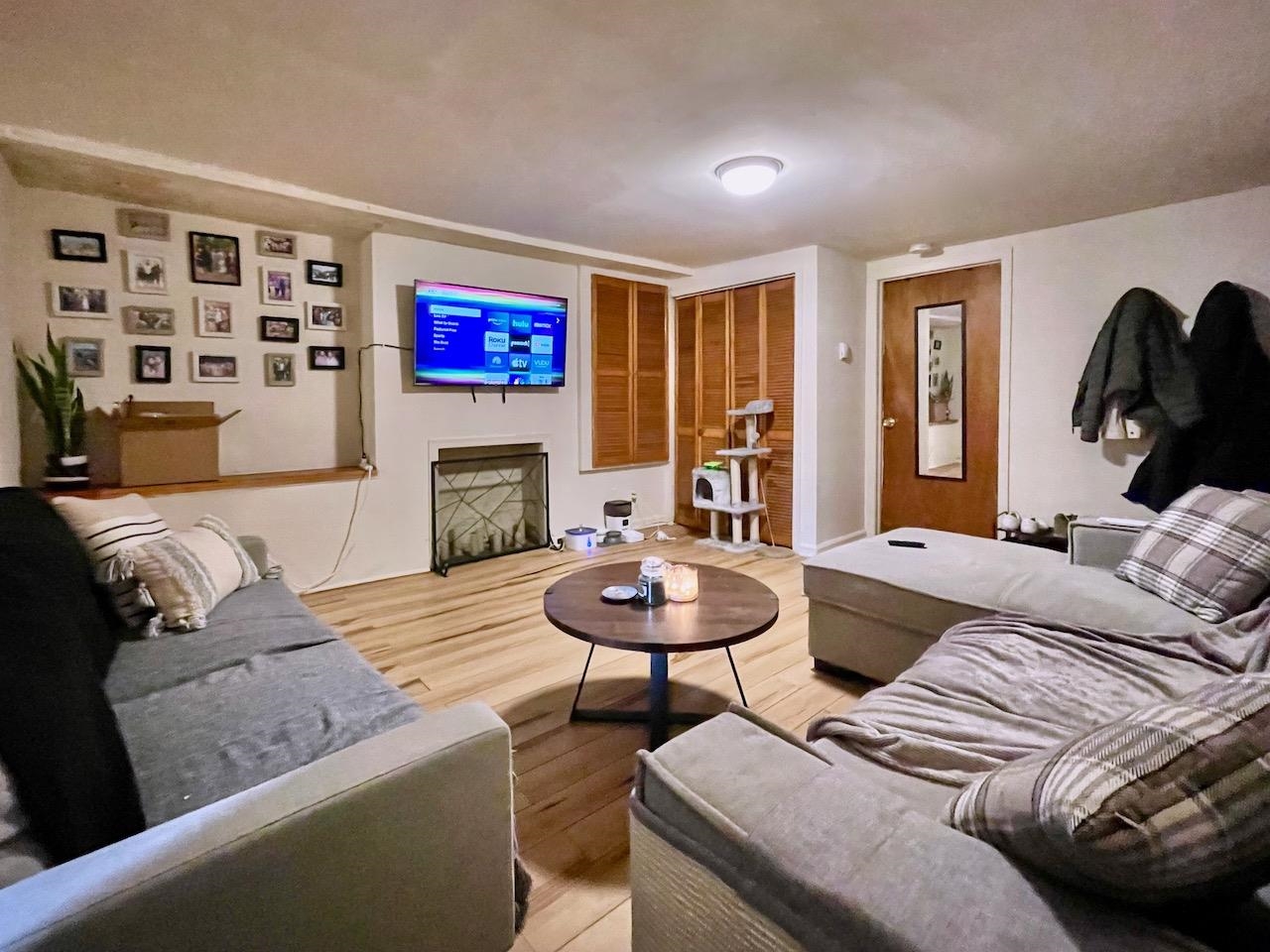 209 OGDEN AVE Unit: 1