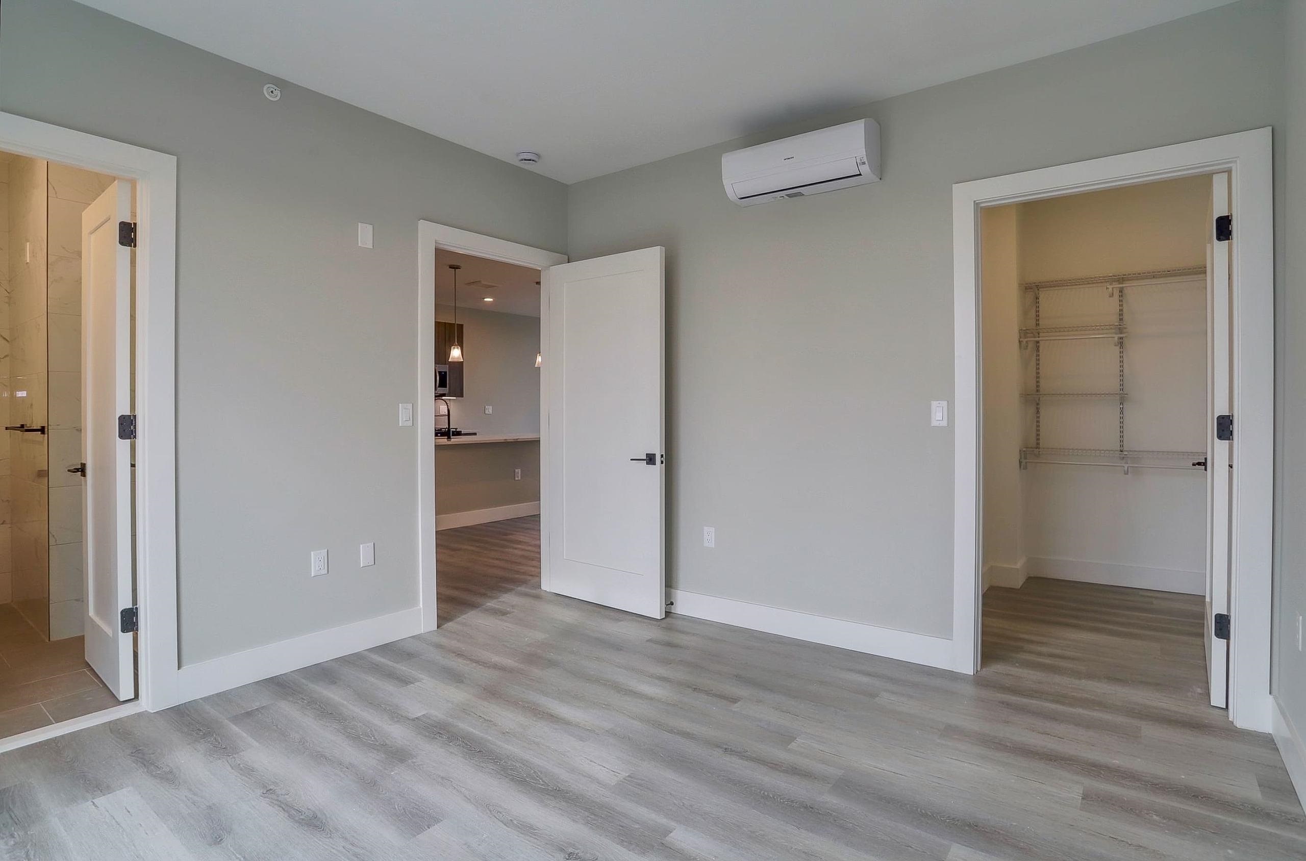 3516 JOHN F KENNEDY BLVD Unit: 203