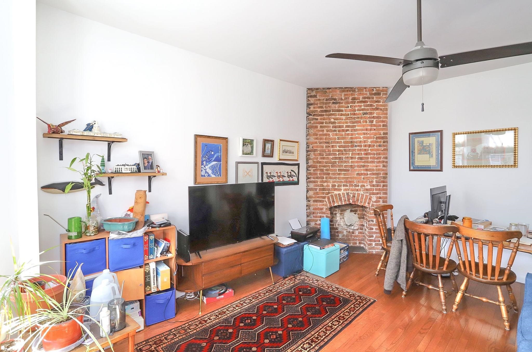 169 OGDEN AVE Unit: 2