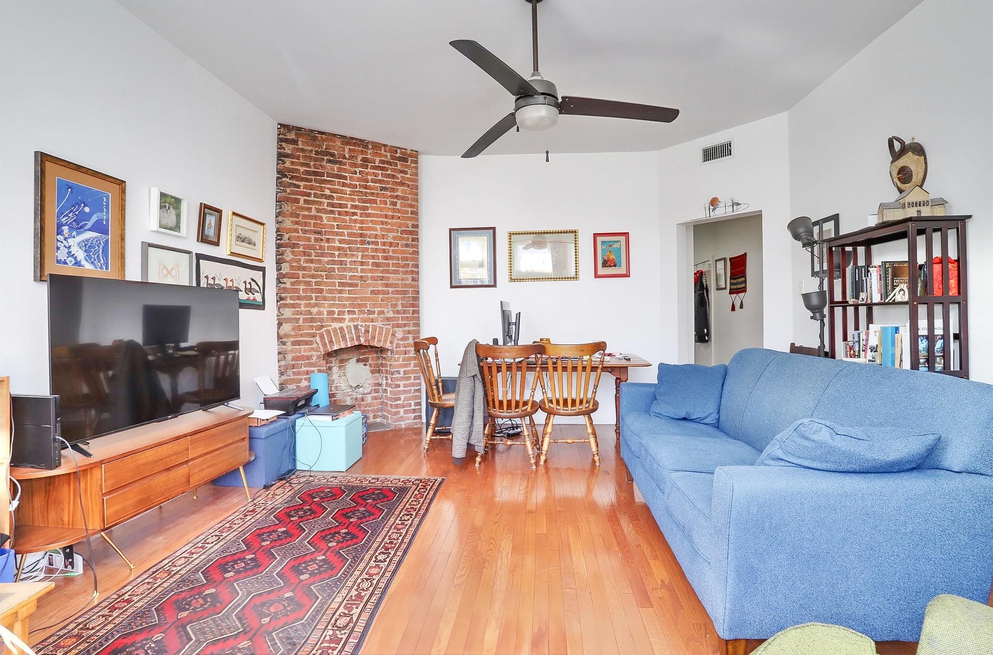 169 OGDEN AVE Unit: 2