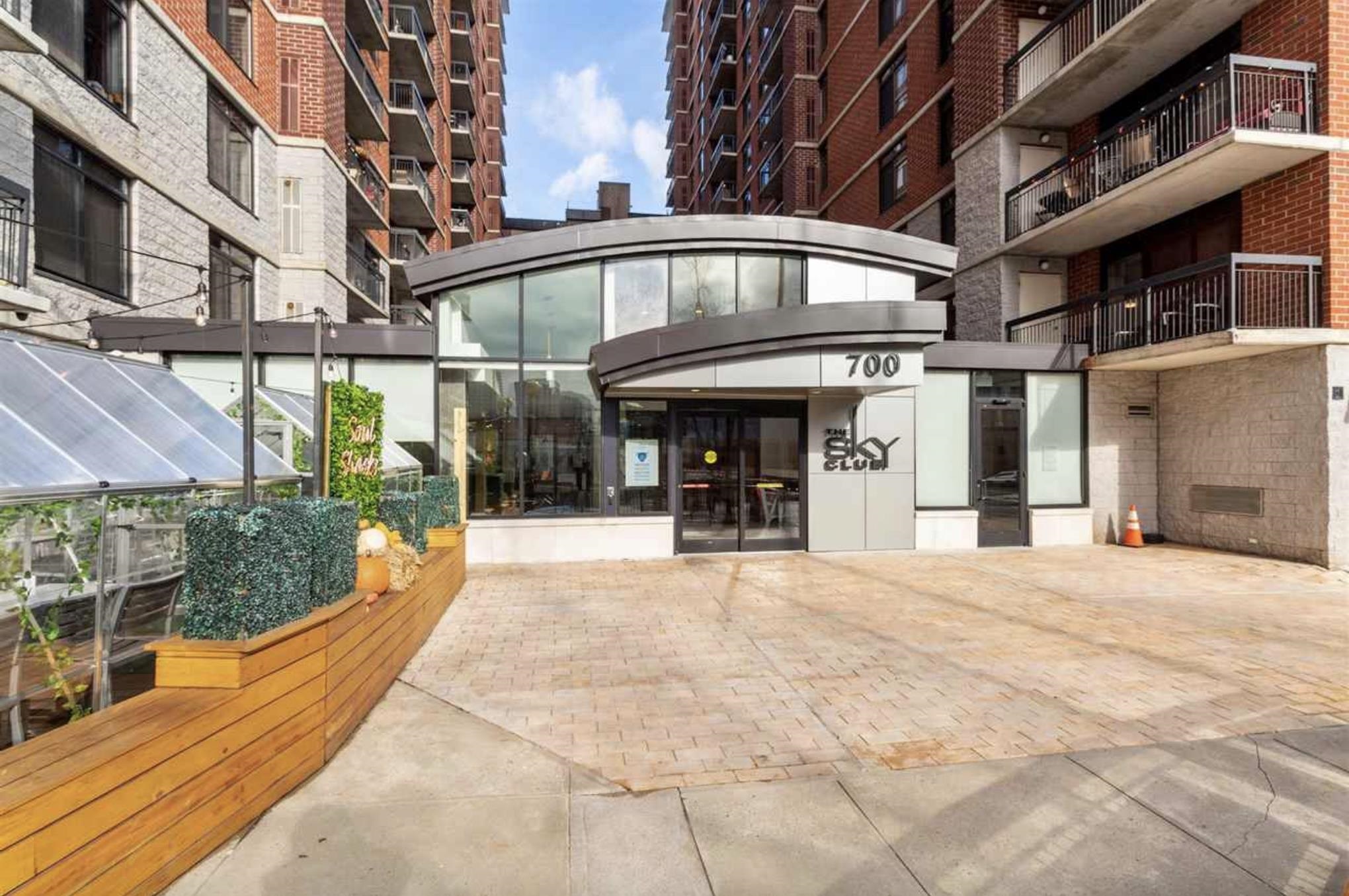 700 1ST ST Unit: 11N