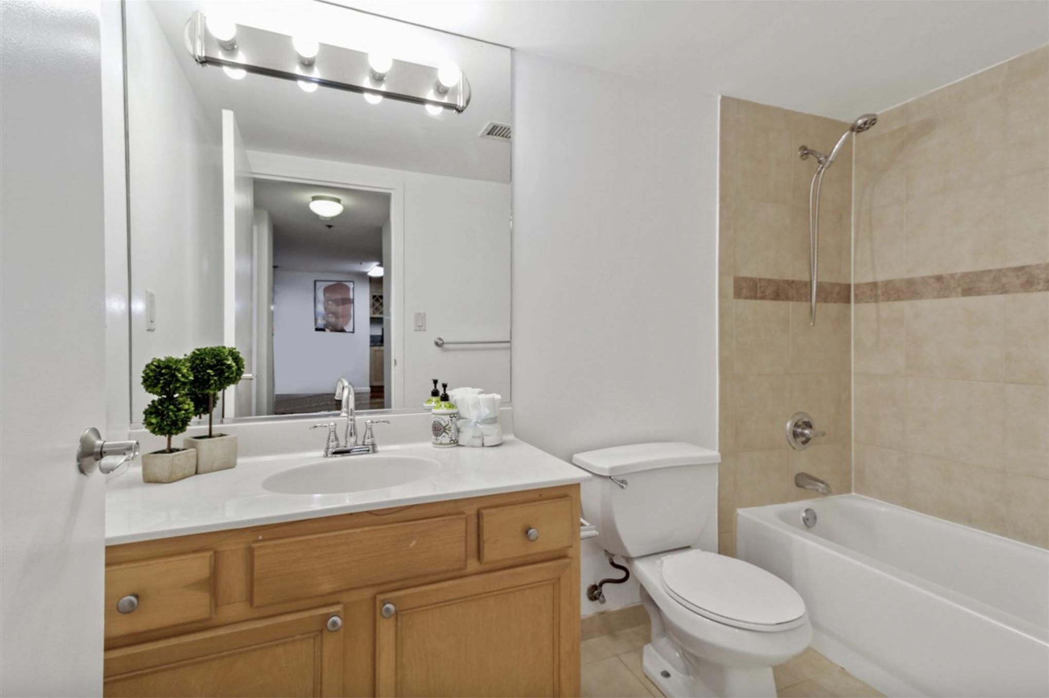 700 1ST ST Unit: 11N