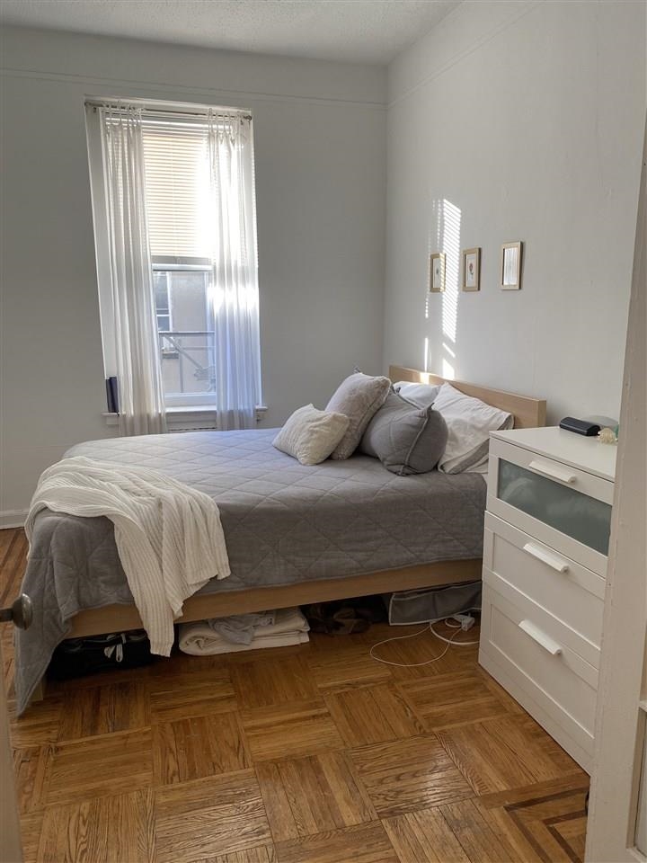 410 WASHINGTON ST Unit: 3