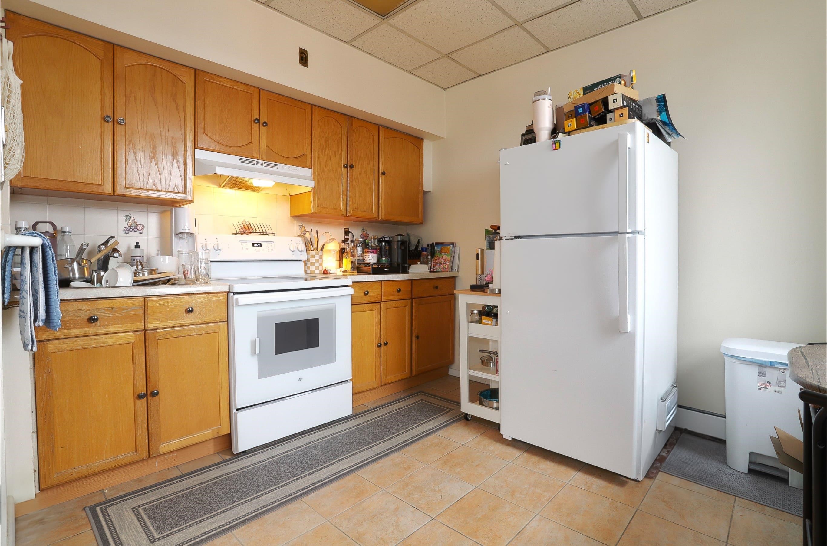 939 WASHINGTON ST Unit: D1