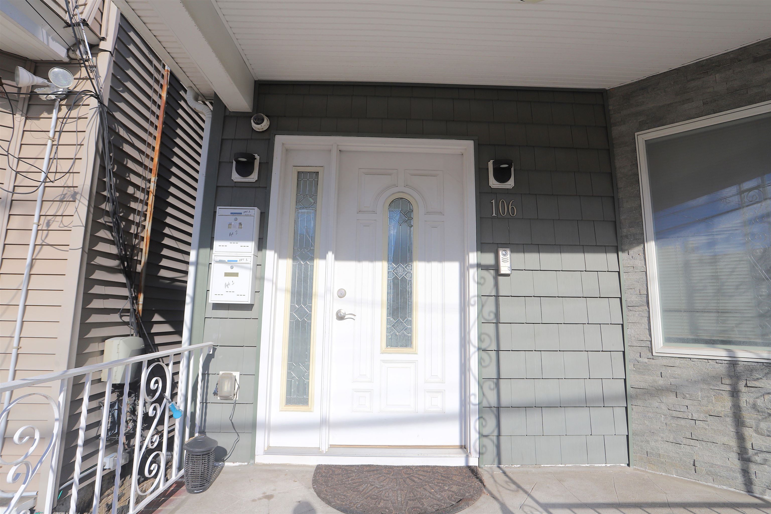 106 POPLAR ST Unit: 1