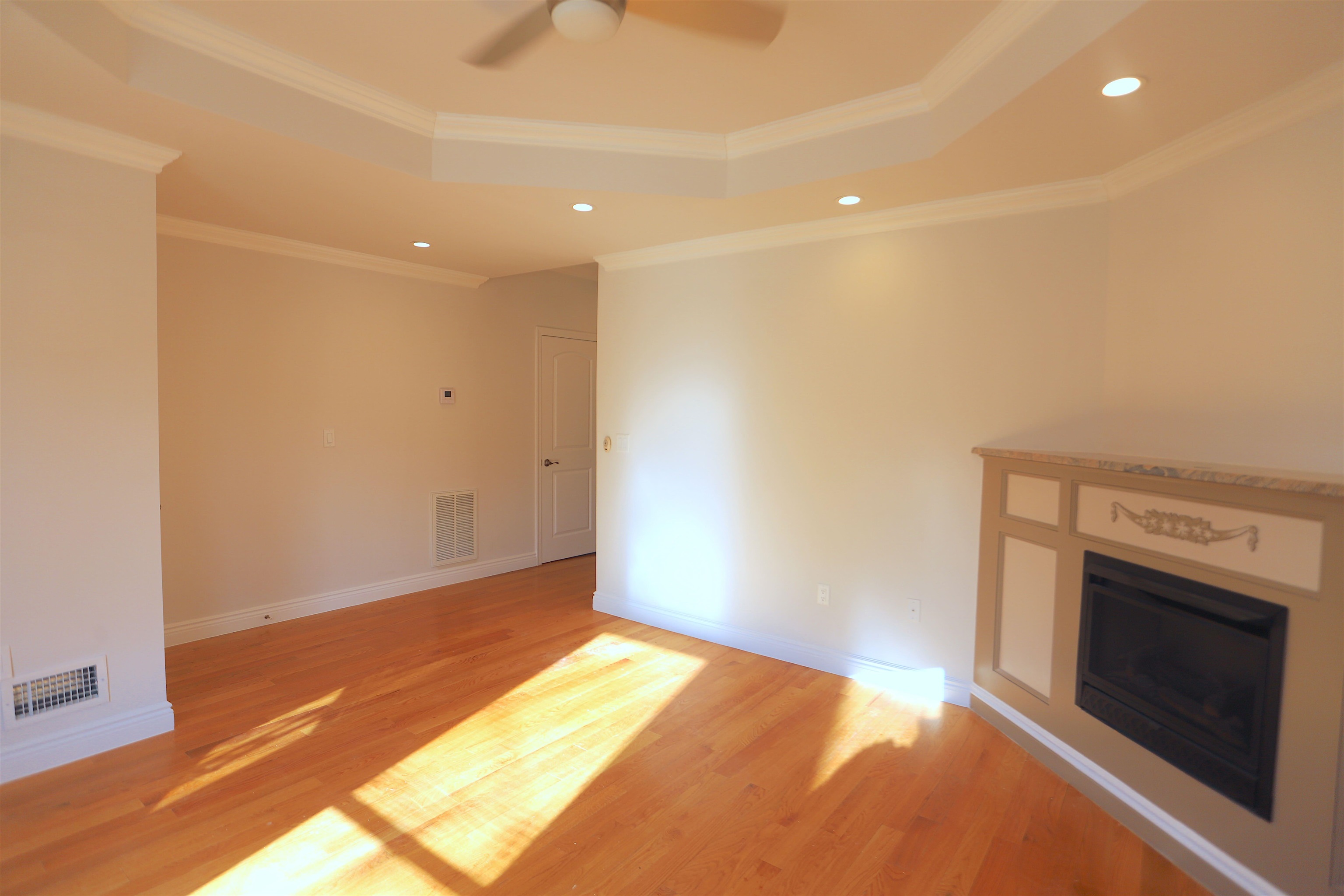 106 POPLAR ST Unit: 1